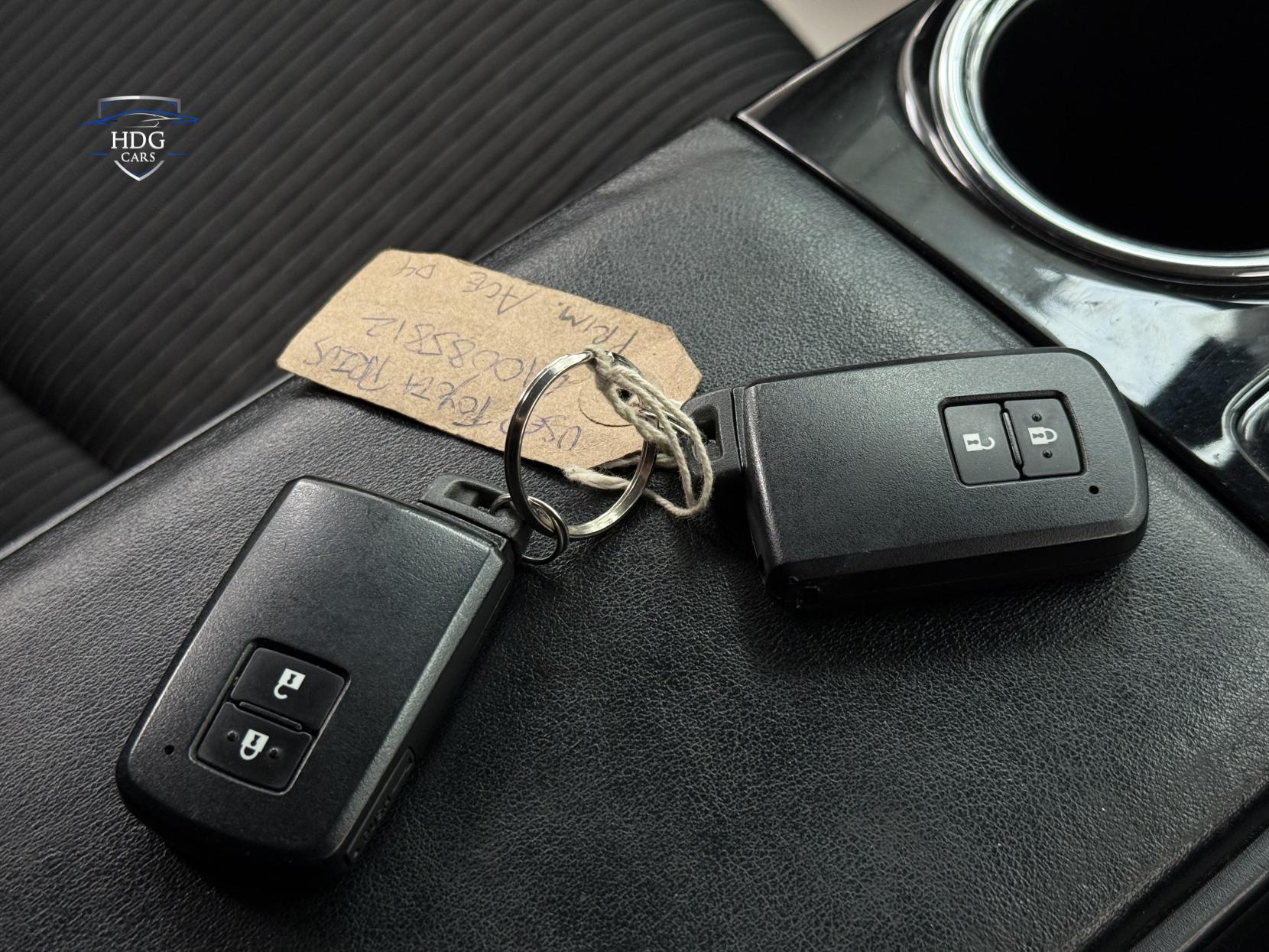 Toyota Prius+ 1.8 VVT-h Icon MPV 5dr Petrol Hybrid CVT Euro 6 (s/s) (136 ps)