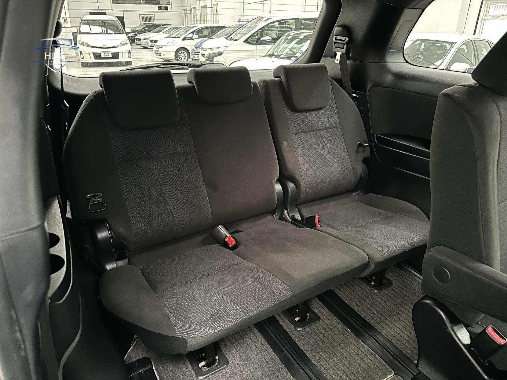 Toyota Estima Aeras G 2.4 2016