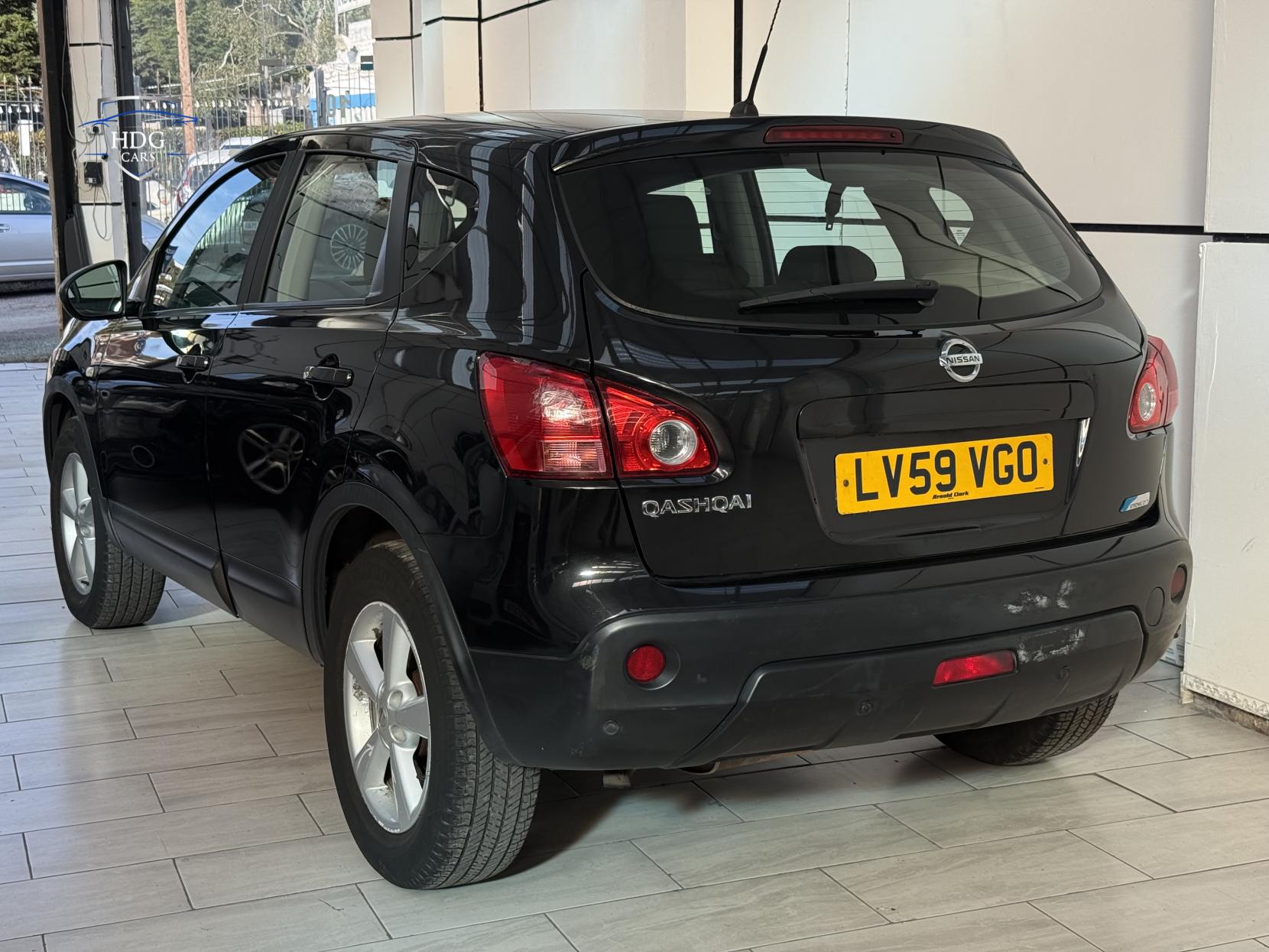 Nissan Qashqai 2.0 Acenta Hatchback 5dr Petrol CVT (192 g/km, 139 bhp)