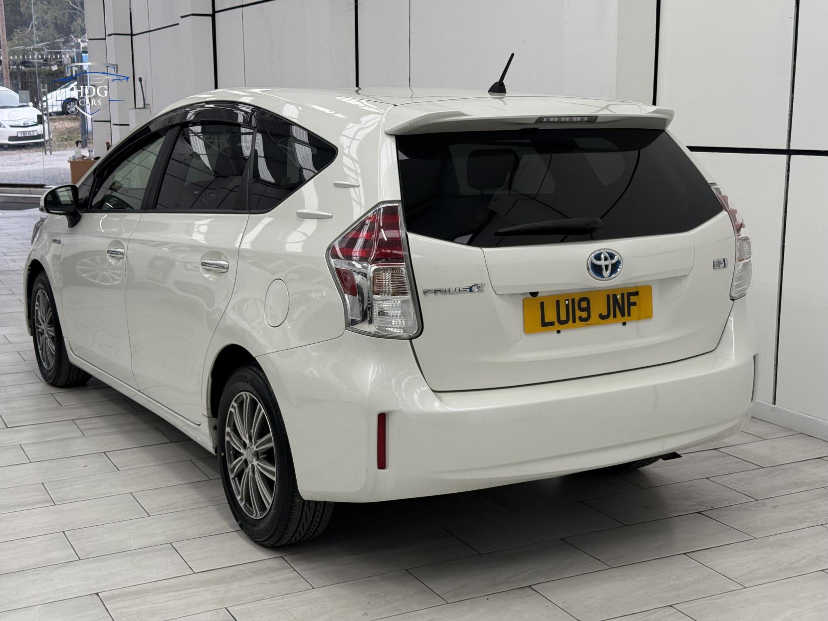 Toyota Prius+ 1.8 VVT-h Icon MPV 5dr Petrol Hybrid CVT Euro 6 (s/s) (136 ps)