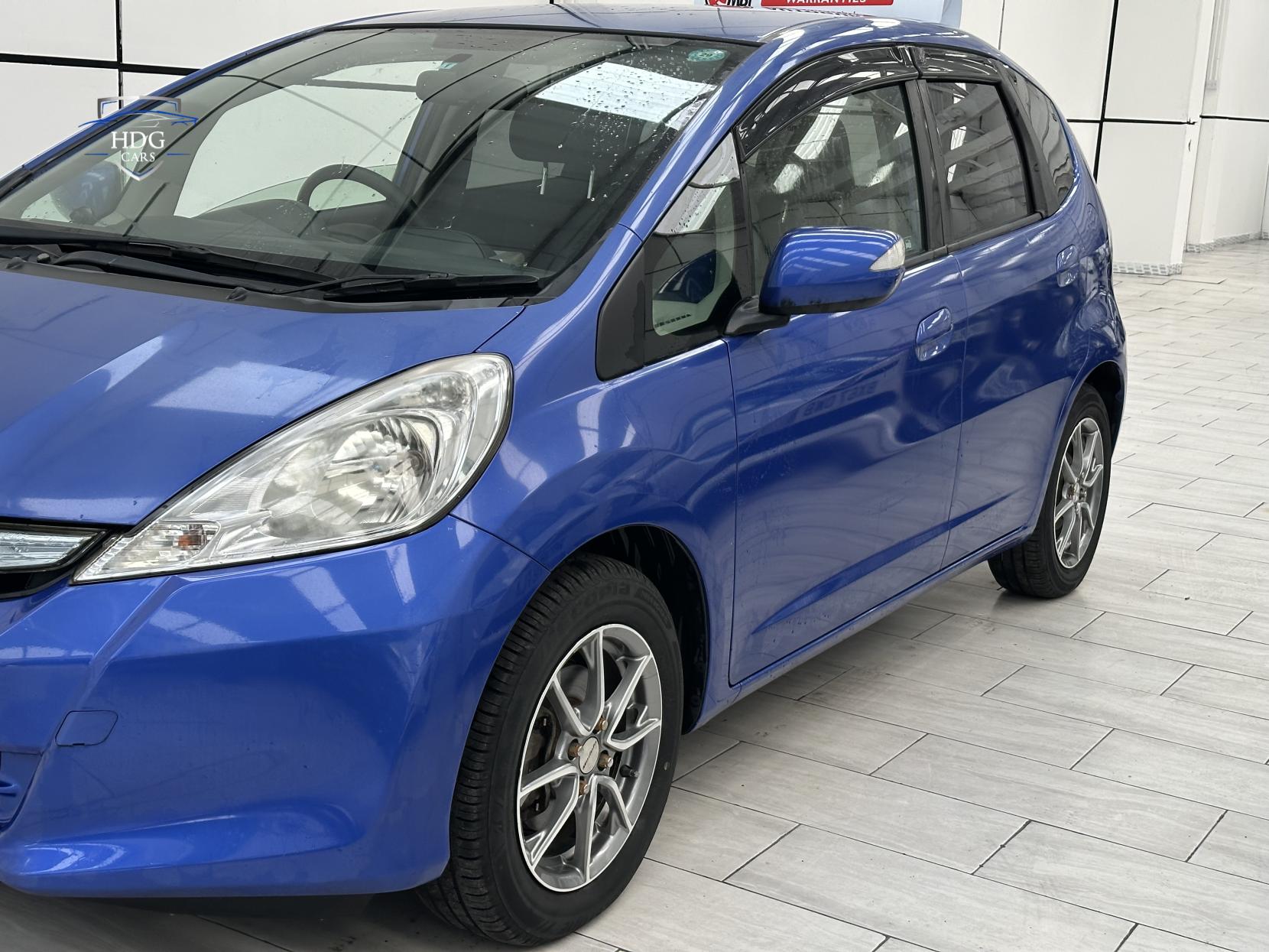 Honda Jazz 1.3h IMA HS-T Hatchback 5dr Petrol Hybrid CVT Euro 5 (102 ps)