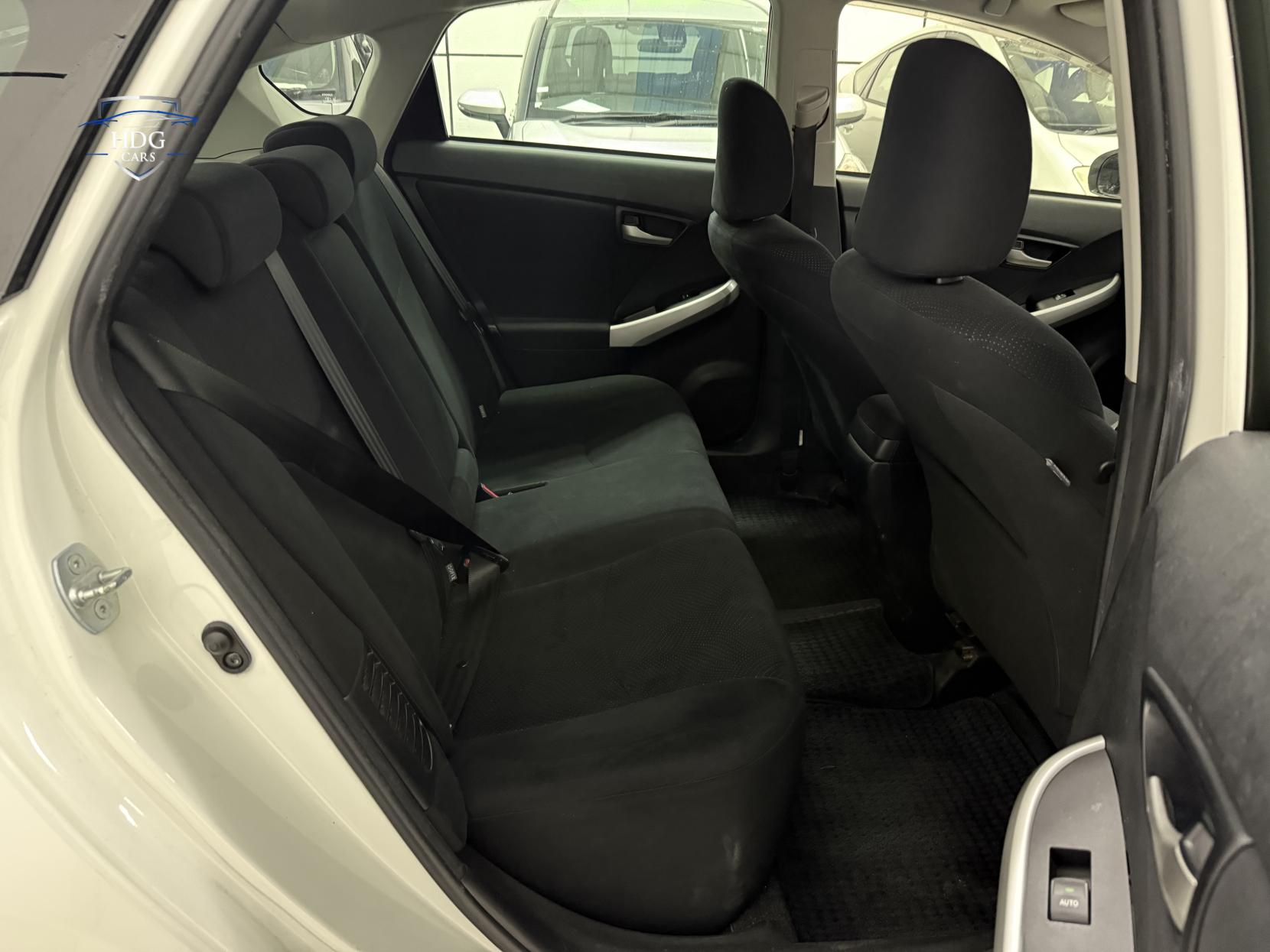 Toyota Prius 1.8 VVT-h T4 Hatchback 5dr Petrol Hybrid CVT Euro 5 (s/s) (136 ps)