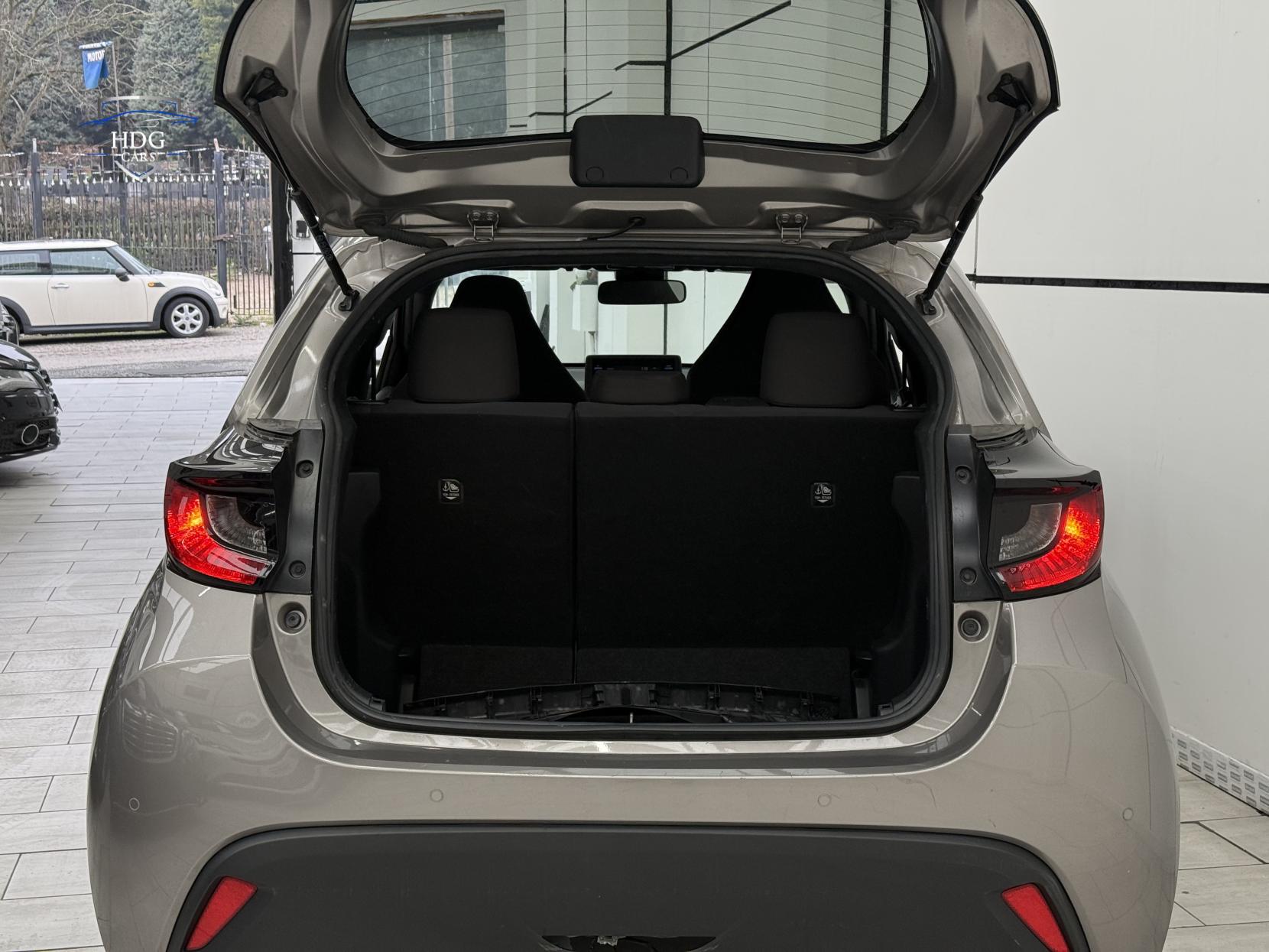 Toyota Yaris 1.5 VVT-h Excel Hatchback 5dr Petrol Hybrid E-CVT Euro 6 (s/s) (116 ps)