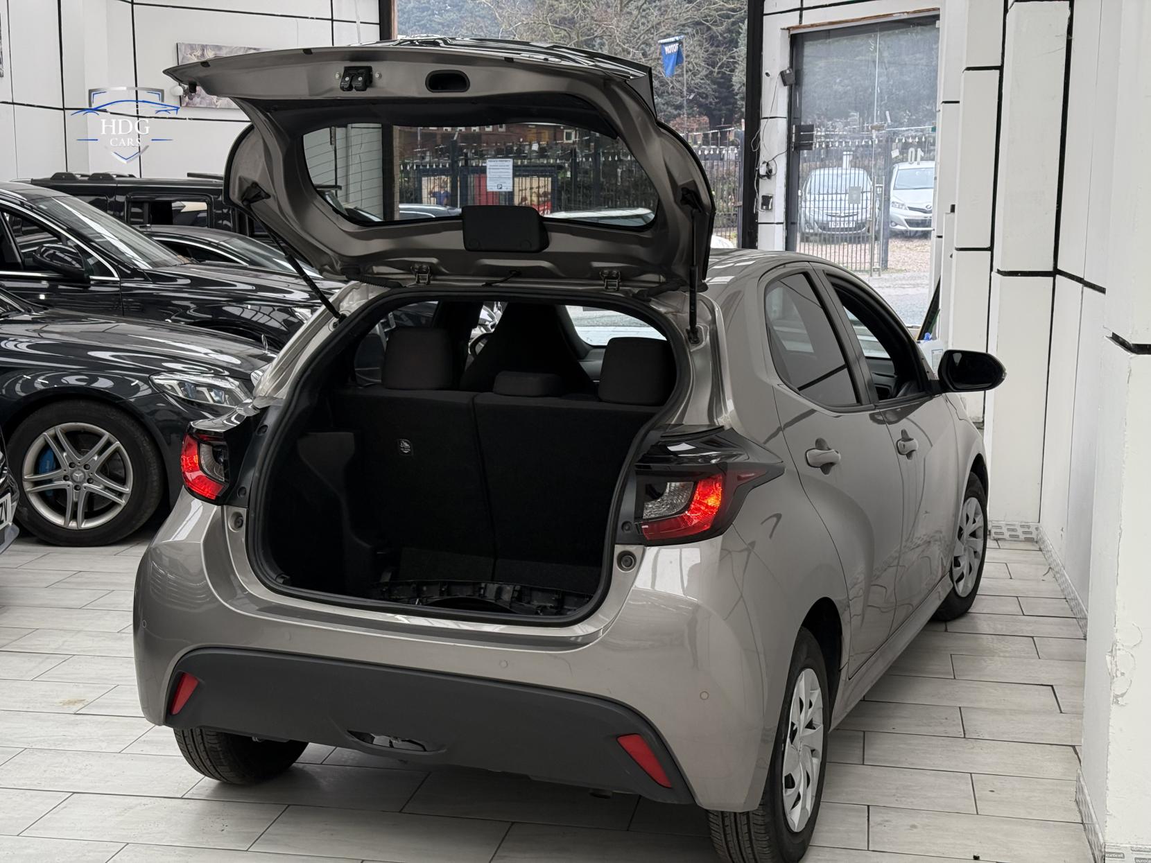 Toyota Yaris 1.5 VVT-h Excel Hatchback 5dr Petrol Hybrid E-CVT Euro 6 (s/s) (116 ps)