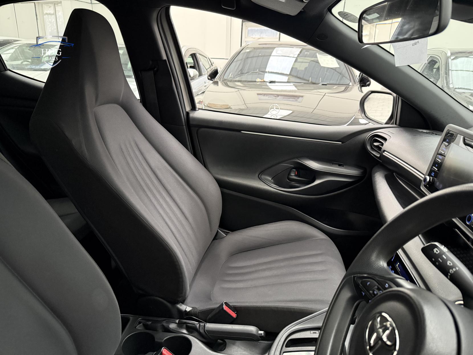 Toyota Yaris 1.5 VVT-h Excel Hatchback 5dr Petrol Hybrid E-CVT Euro 6 (s/s) (116 ps)