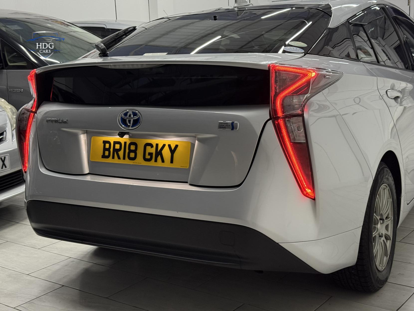 Toyota Prius 1.8 VVT-h Excel Hatchback 5dr Petrol Hybrid CVT Euro 6 (s/s) (122 ps)