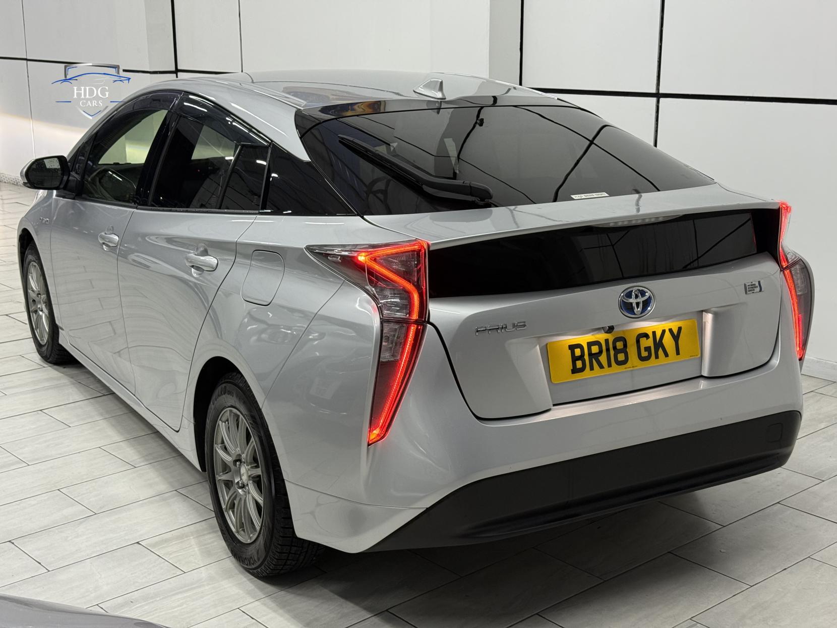 Toyota Prius 1.8 VVT-h Excel Hatchback 5dr Petrol Hybrid CVT Euro 6 (s/s) (122 ps)