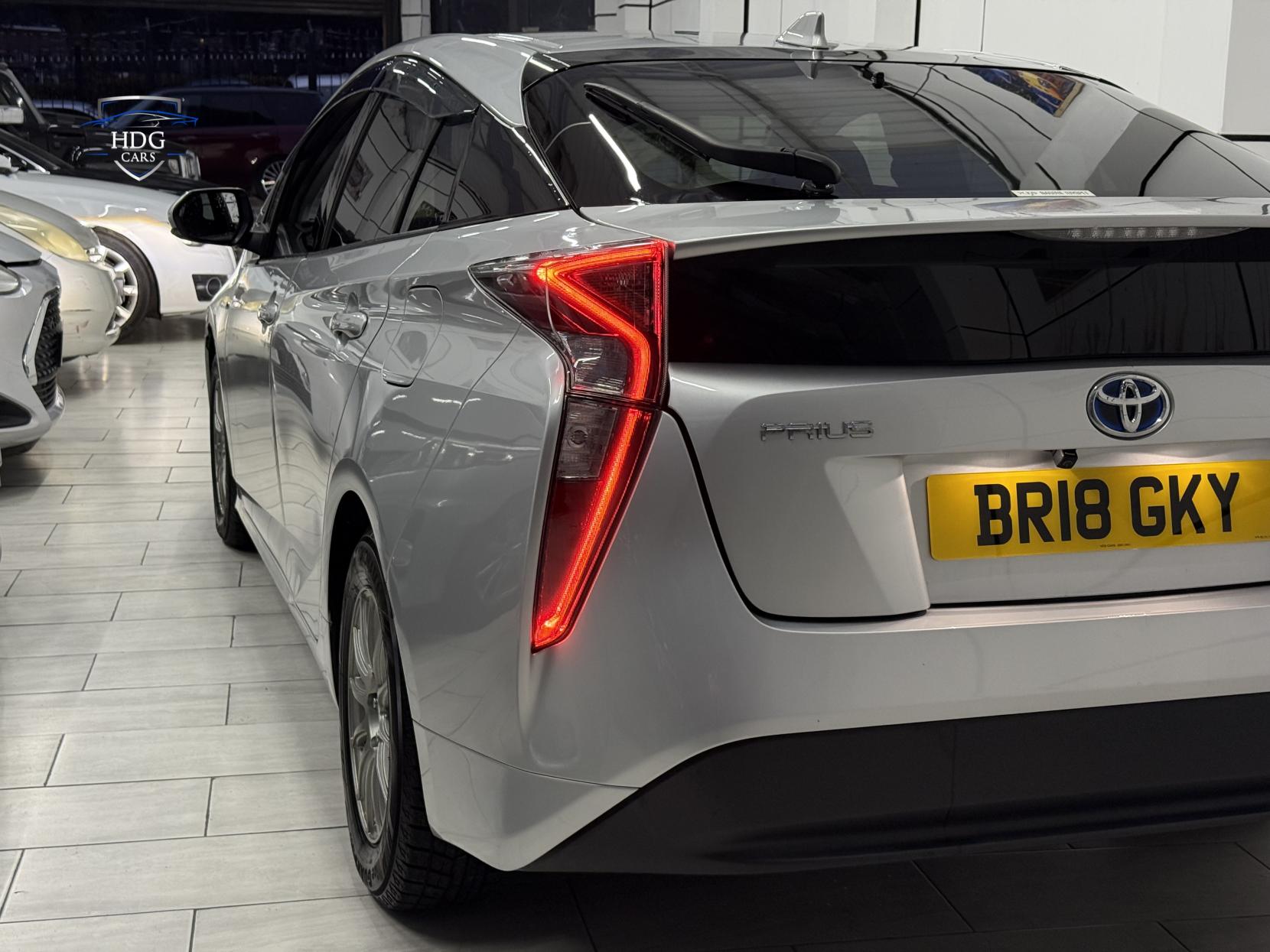 Toyota Prius 1.8 VVT-h Excel Hatchback 5dr Petrol Hybrid CVT Euro 6 (s/s) (122 ps)