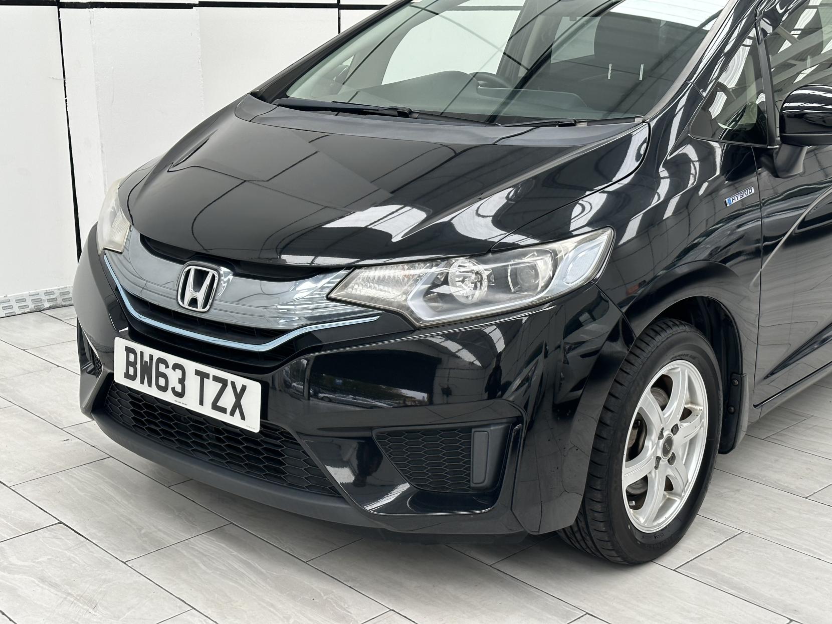 Honda Jazz 1.5h IMA HS-T HATCHBACK 5DR PETROL HYBRID CVT EURO 5 