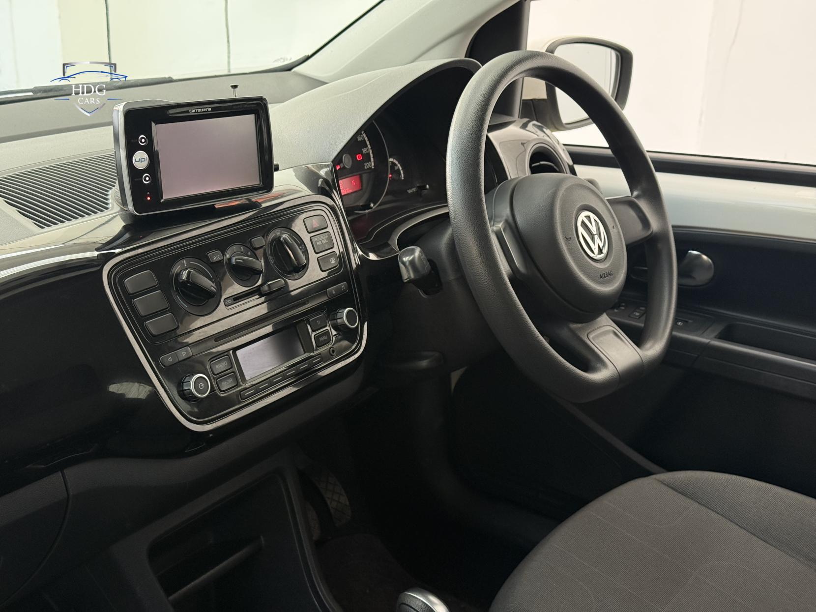 Volkswagen up! 1.0 up! White Hatchback (2011 - 2017)