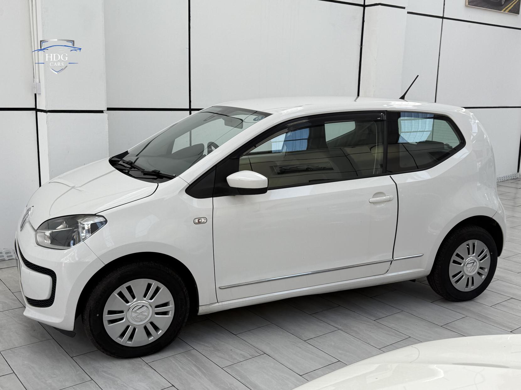Volkswagen up! 1.0 up! White Hatchback (2011 - 2017)