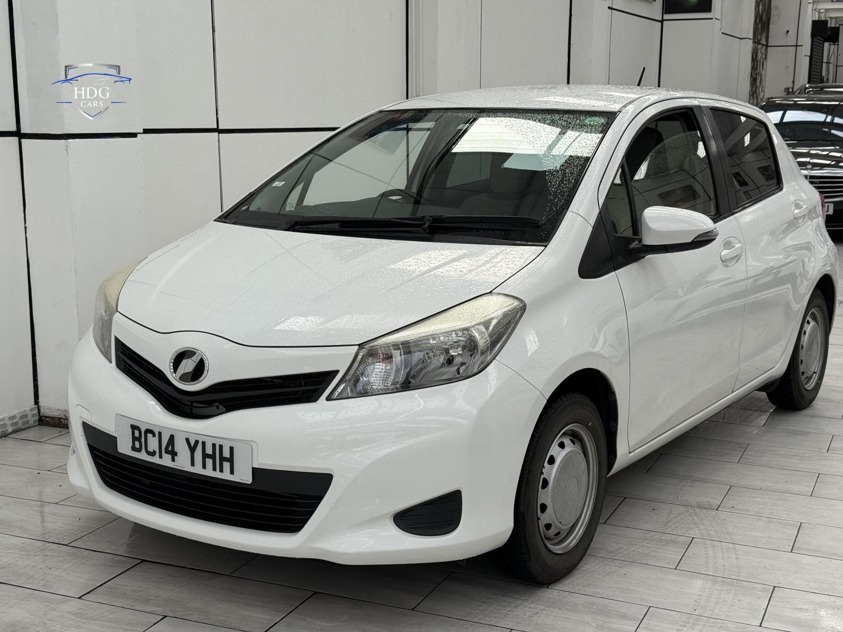 Toyota Yaris 1.0 PETROL AUTOMATIC 5dr Vitz