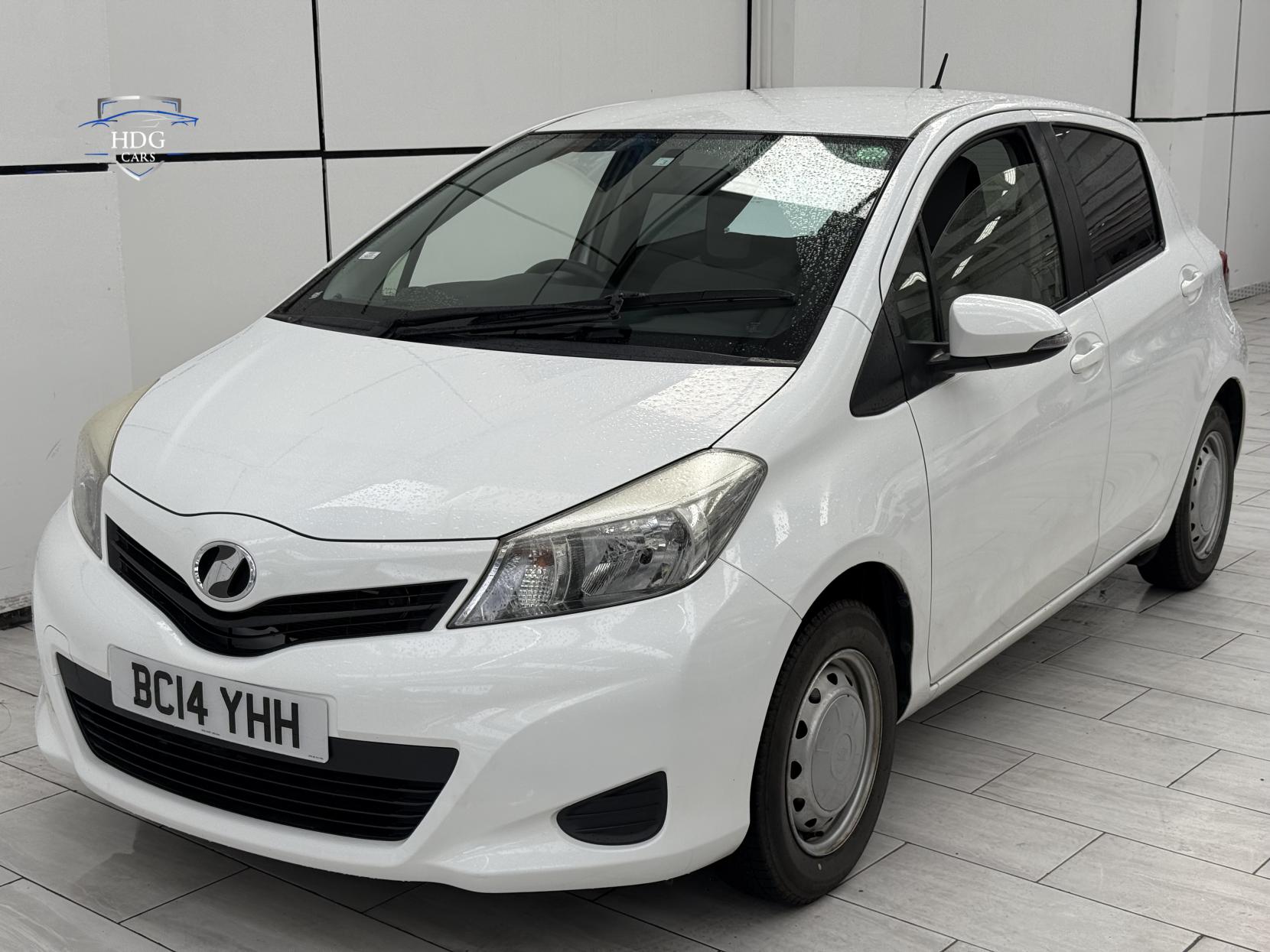 Toyota Yaris 1.0 PETROL AUTOMATIC 5dr Vitz