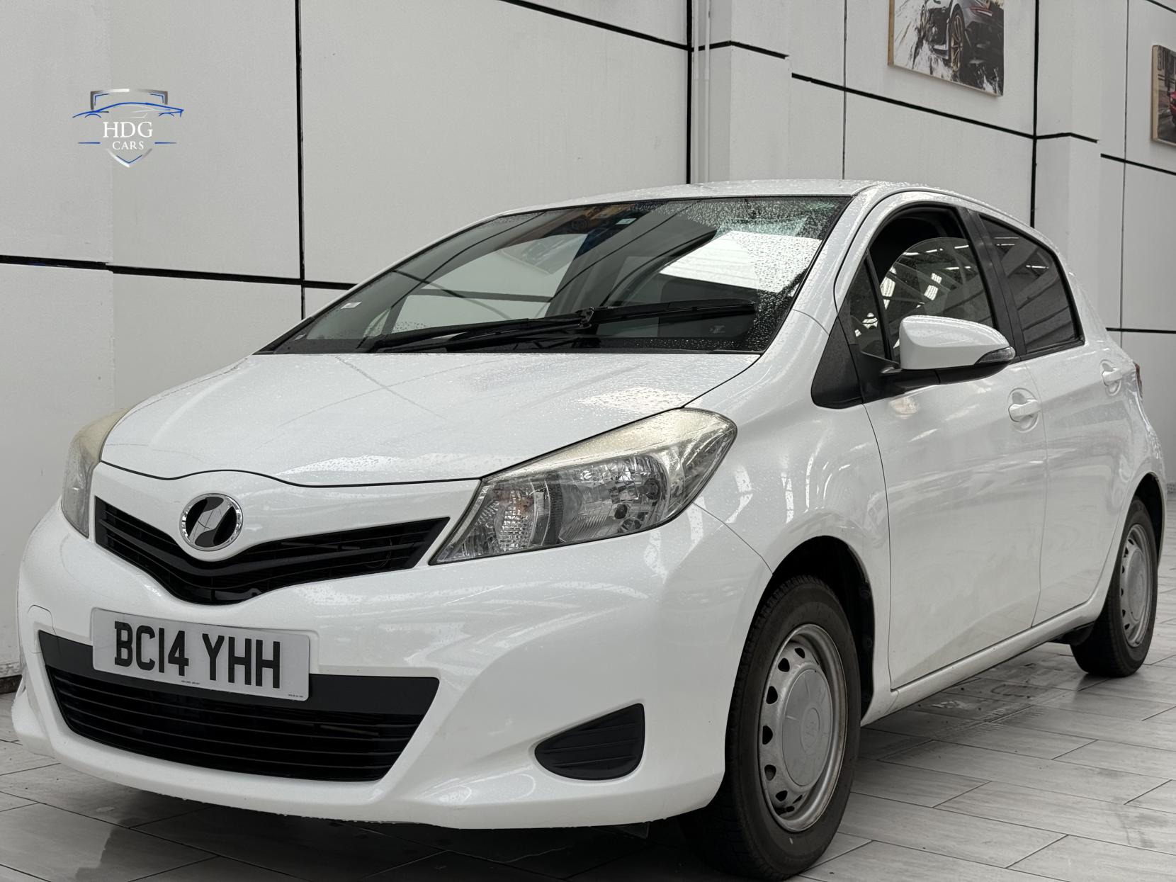 Toyota Yaris 1.0 PETROL AUTOMATIC 5dr Vitz