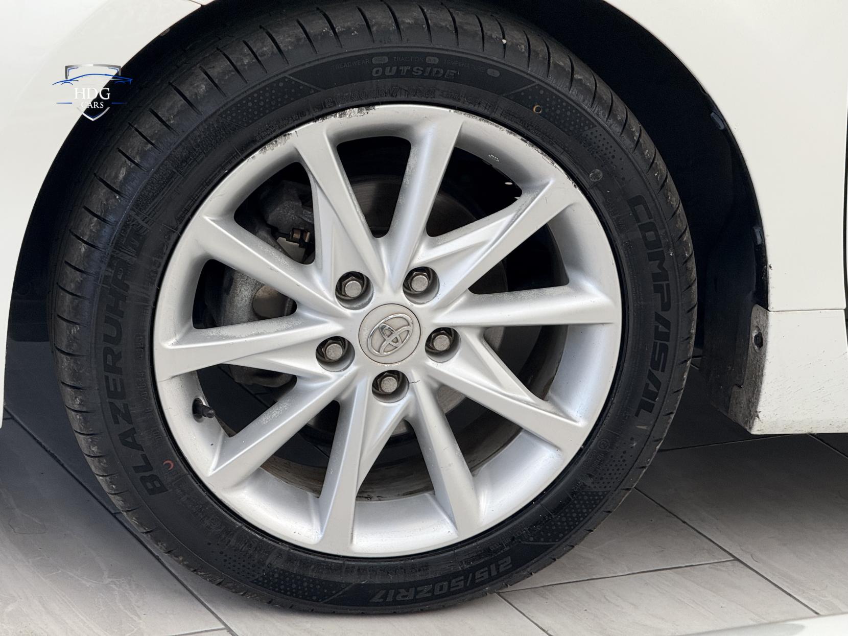 Toyota Prius+ 1.8 VVT-h Excel MPV 5dr Petrol Hybrid CVT Euro 6 (s/s) (136 ps)