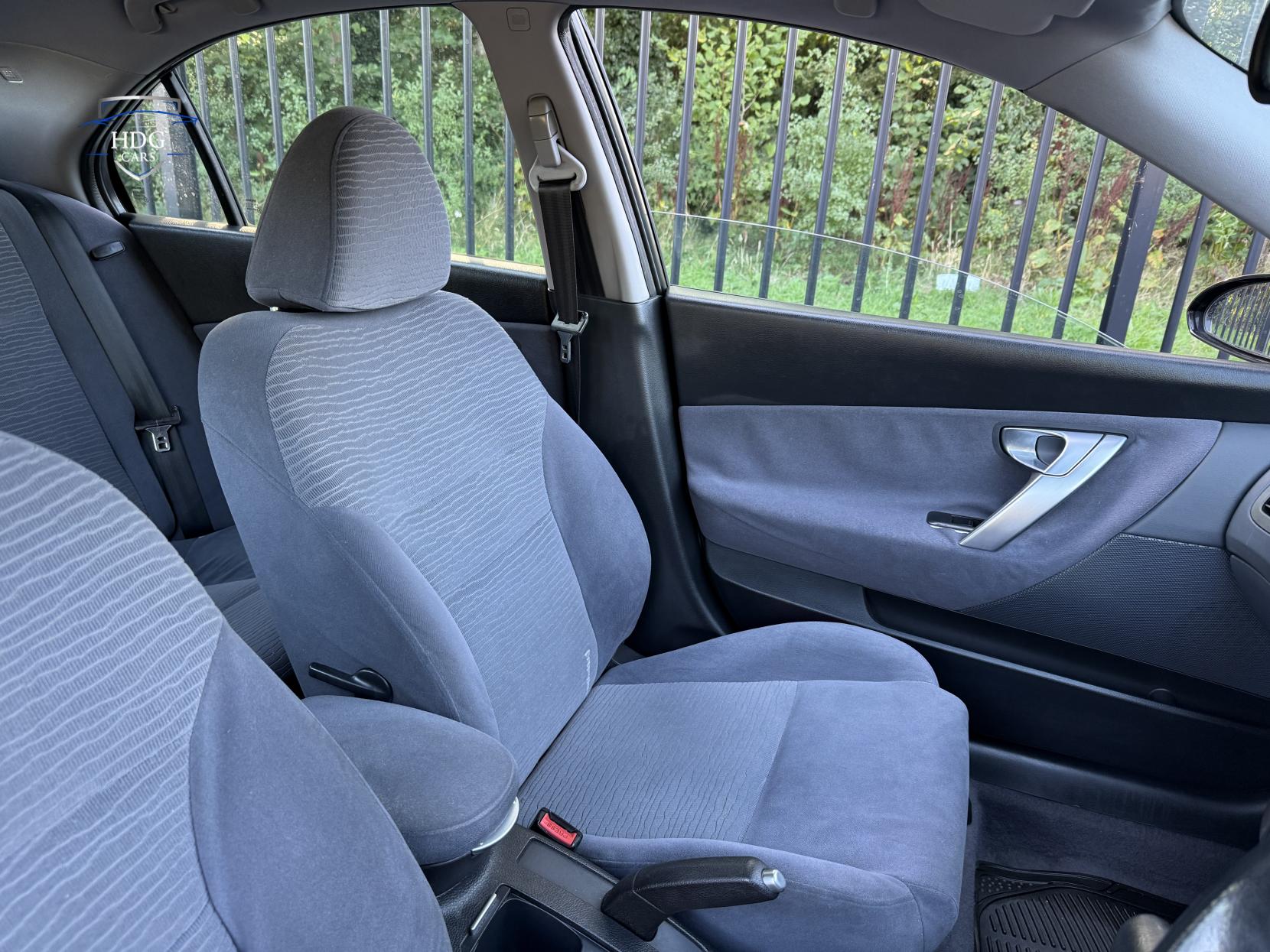 Nissan Primera 1.8 SE Hatchback 5dr Petrol Automatic (192 g/km, 114 bhp)