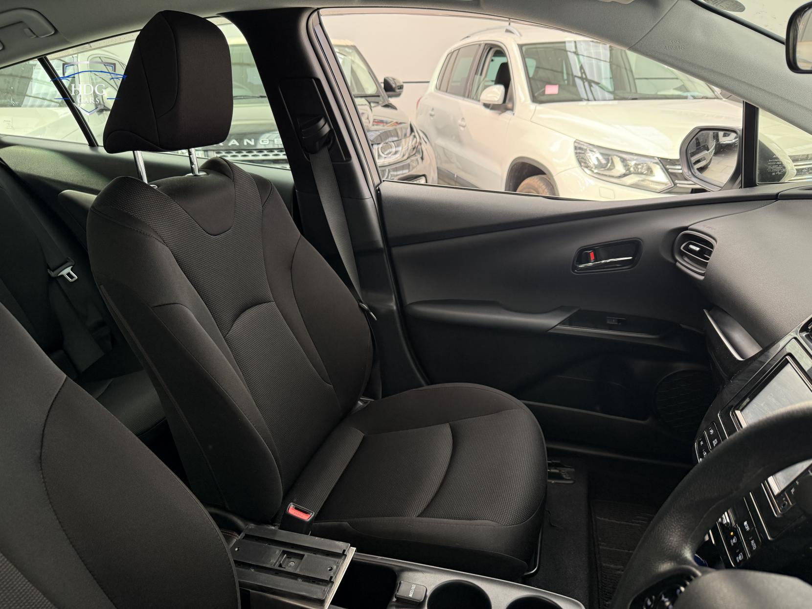 Toyota Prius 1.8 VVT-h Excel Hatchback 5dr Petrol Hybrid CVT Euro 6 (s/s) (15in Alloy) (122 ps)