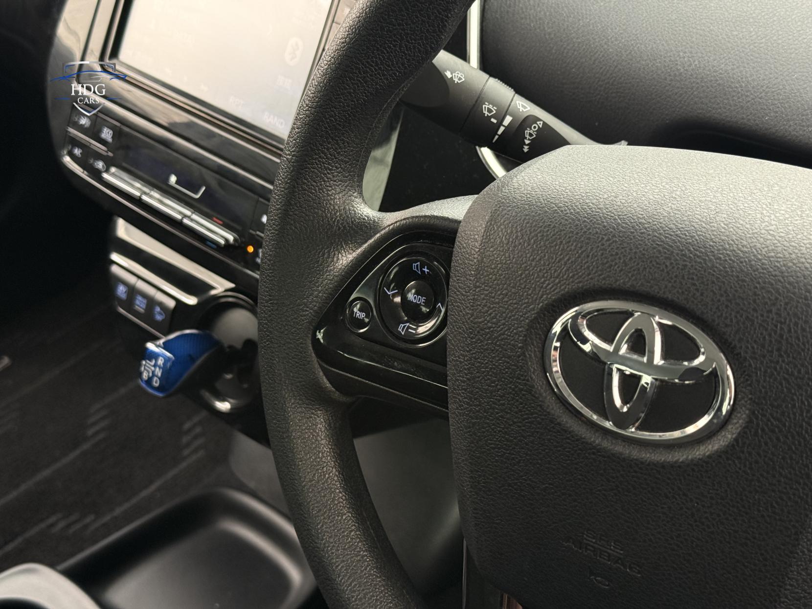 Toyota Prius 1.8 VVT-h Excel Hatchback 5dr Petrol Hybrid CVT Euro 6 (s/s) (15in Alloy) (122 ps)