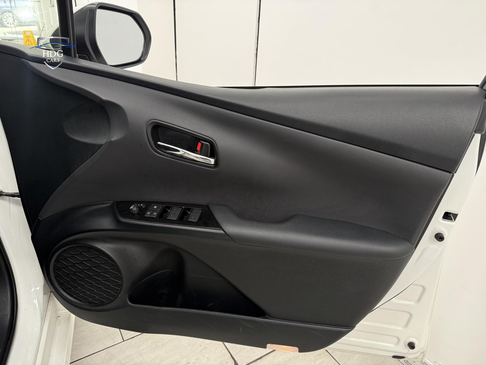 Toyota Prius 1.8 VVT-h Excel Hatchback 5dr Petrol Hybrid CVT Euro 6 (s/s) (15in Alloy) (122 ps)