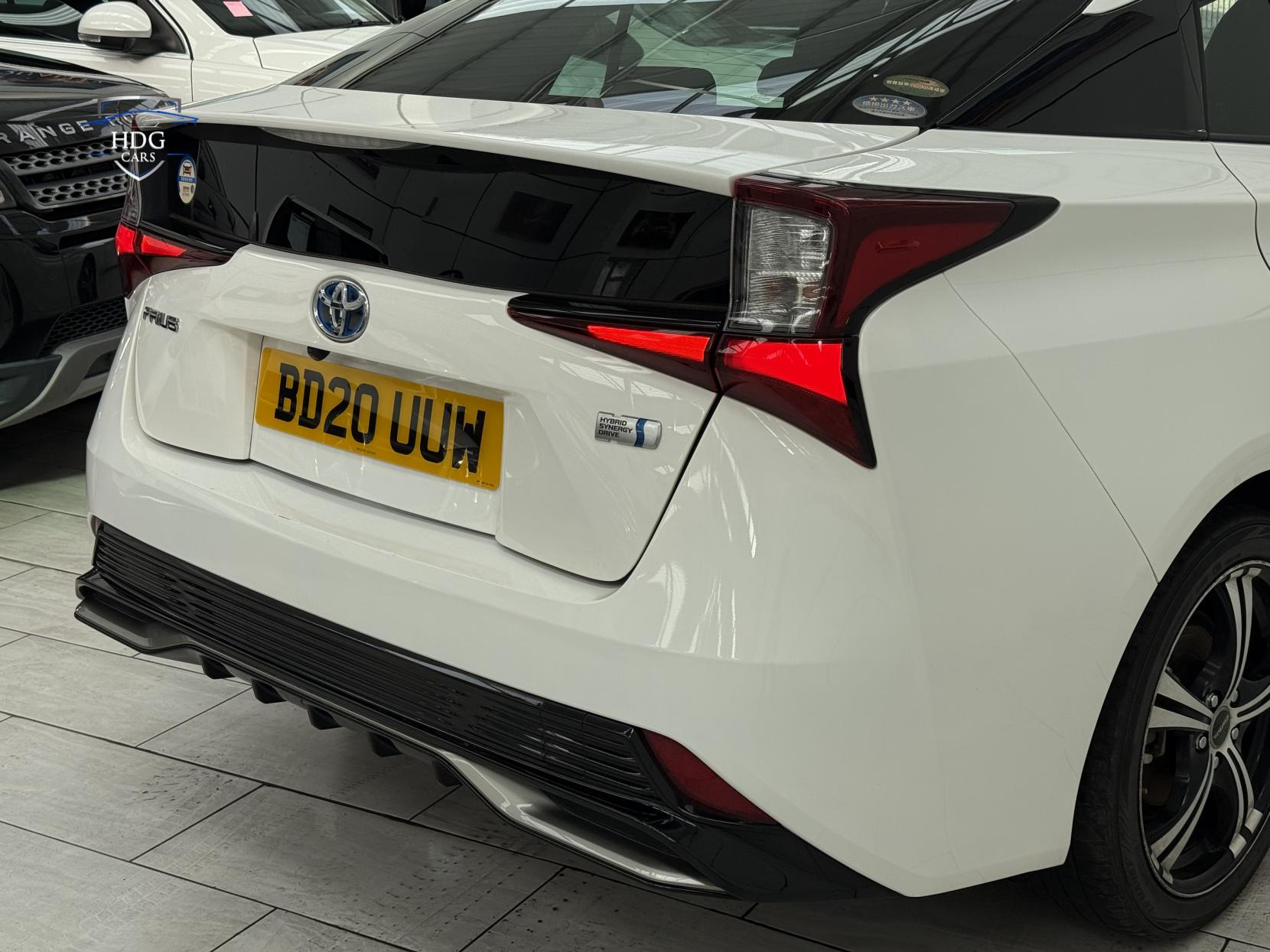 Toyota Prius 1.8 VVT-h Excel Hatchback 5dr Petrol Hybrid CVT Euro 6 (s/s) (15in Alloy) (122 ps)