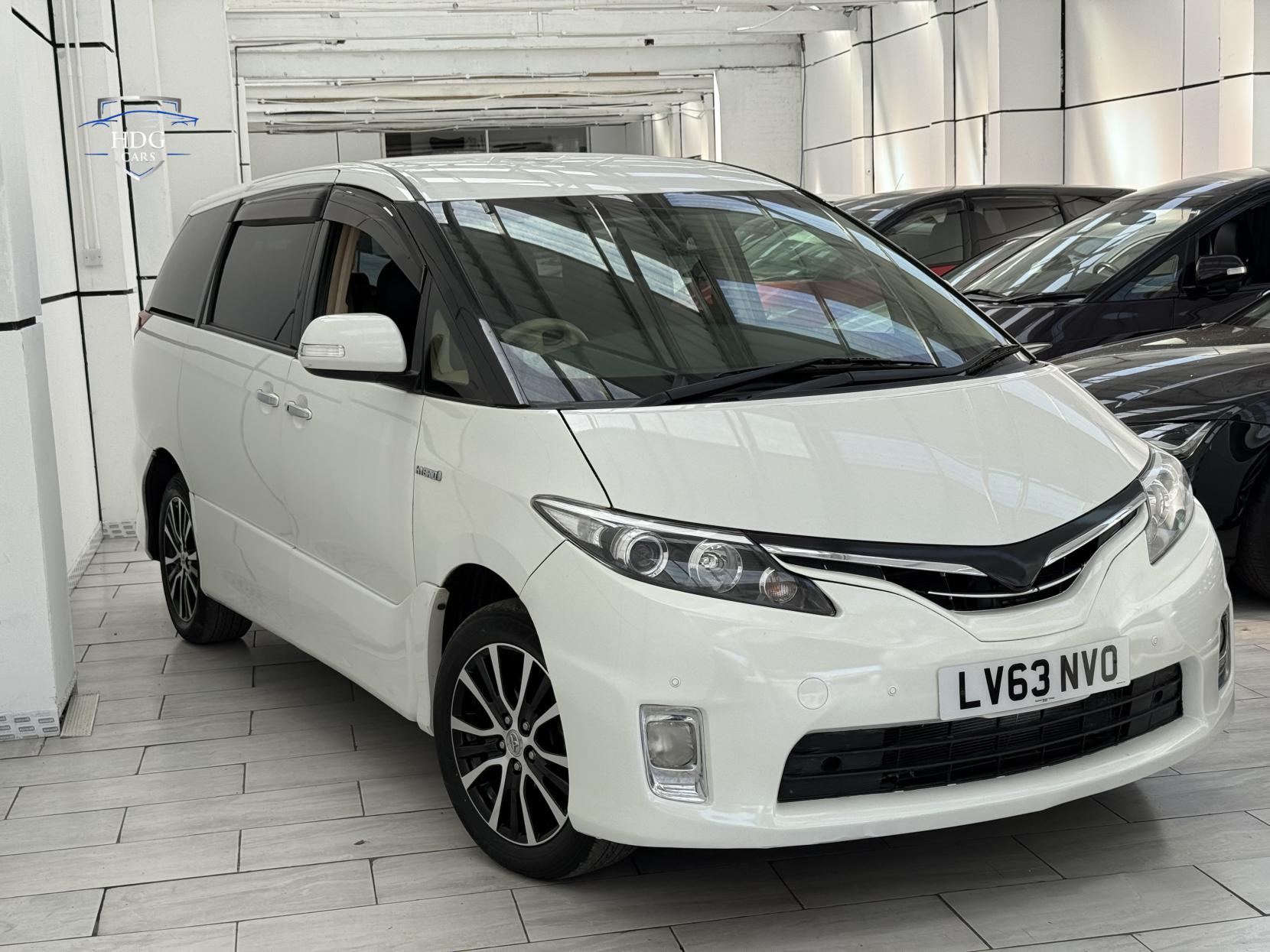 Toyota Estima 2.4