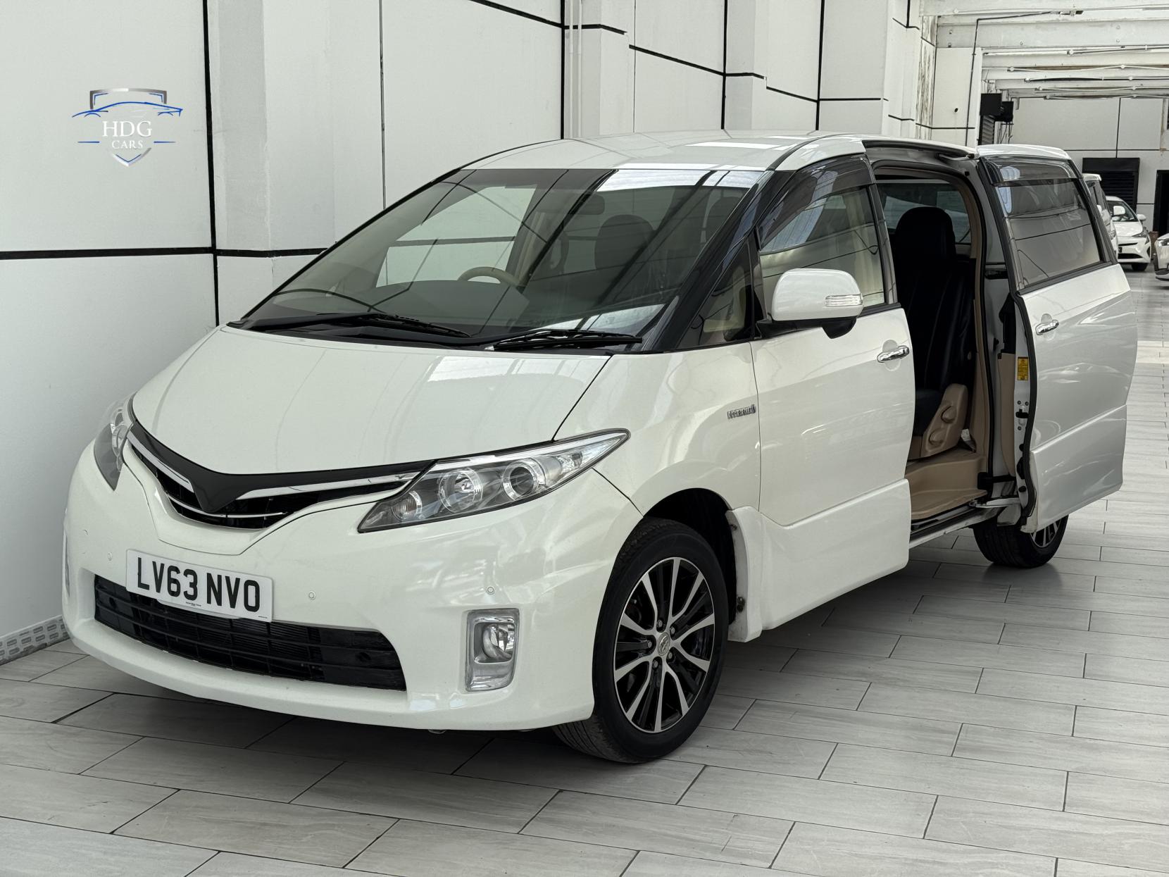 Toyota Estima 2.4