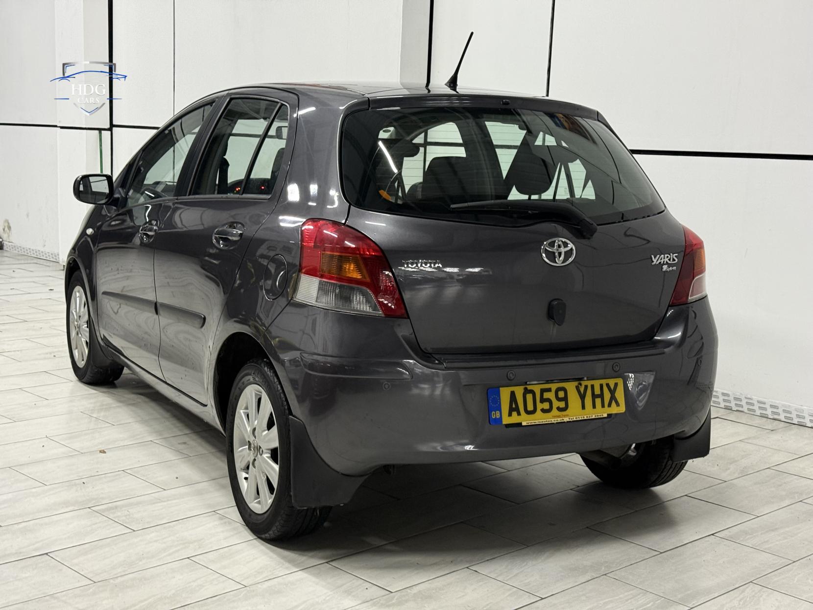 Toyota Yaris 1.33 Dual VVT-i T Spirit Hatchback 5dr Petrol MultiMode Euro 4 (s/s) (101 ps)