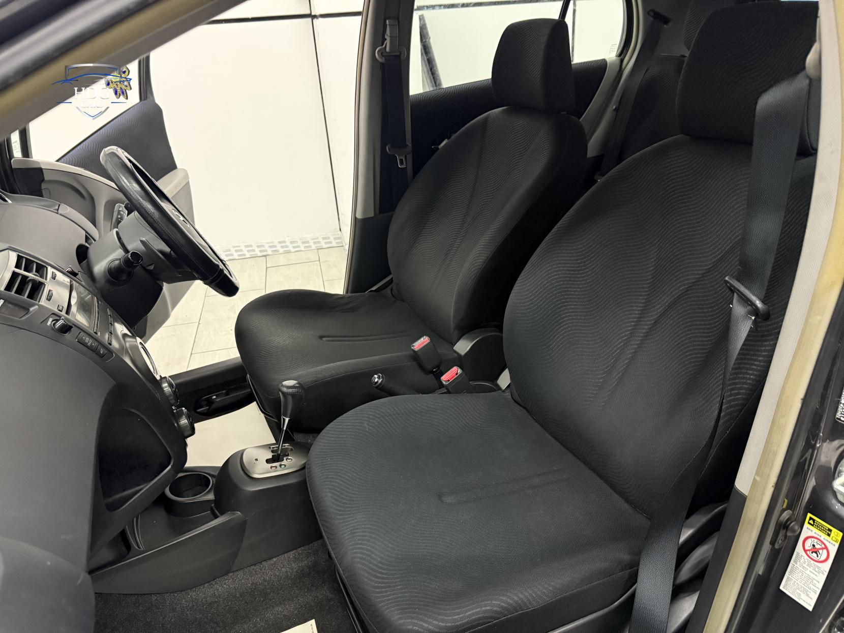 Toyota Yaris 1.33 Dual VVT-i T Spirit Hatchback 5dr Petrol MultiMode Euro 4 (s/s) (101 ps)