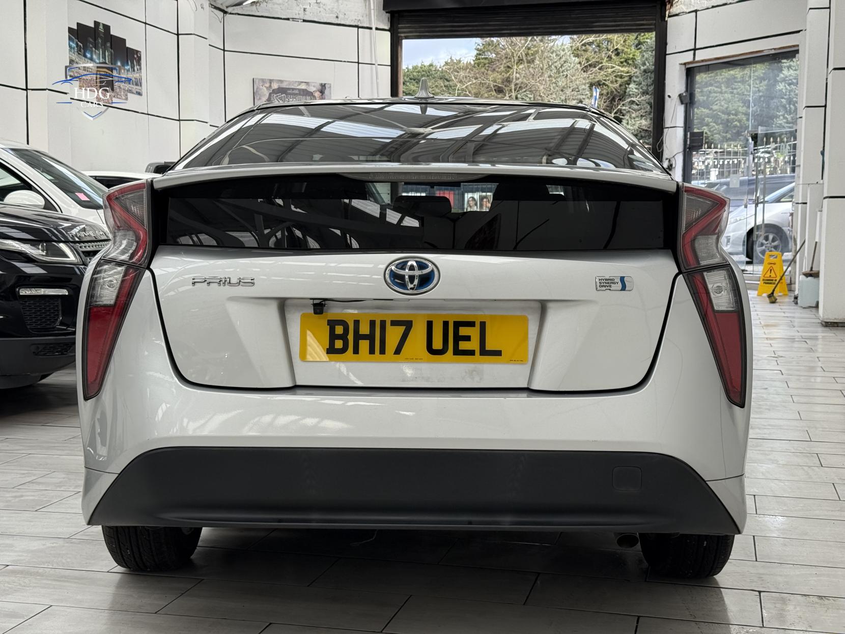 Toyota Prius 1.8 VVT-h Excel Hatchback 5dr Petrol Hybrid CVT Euro 6 (s/s) (122 ps)