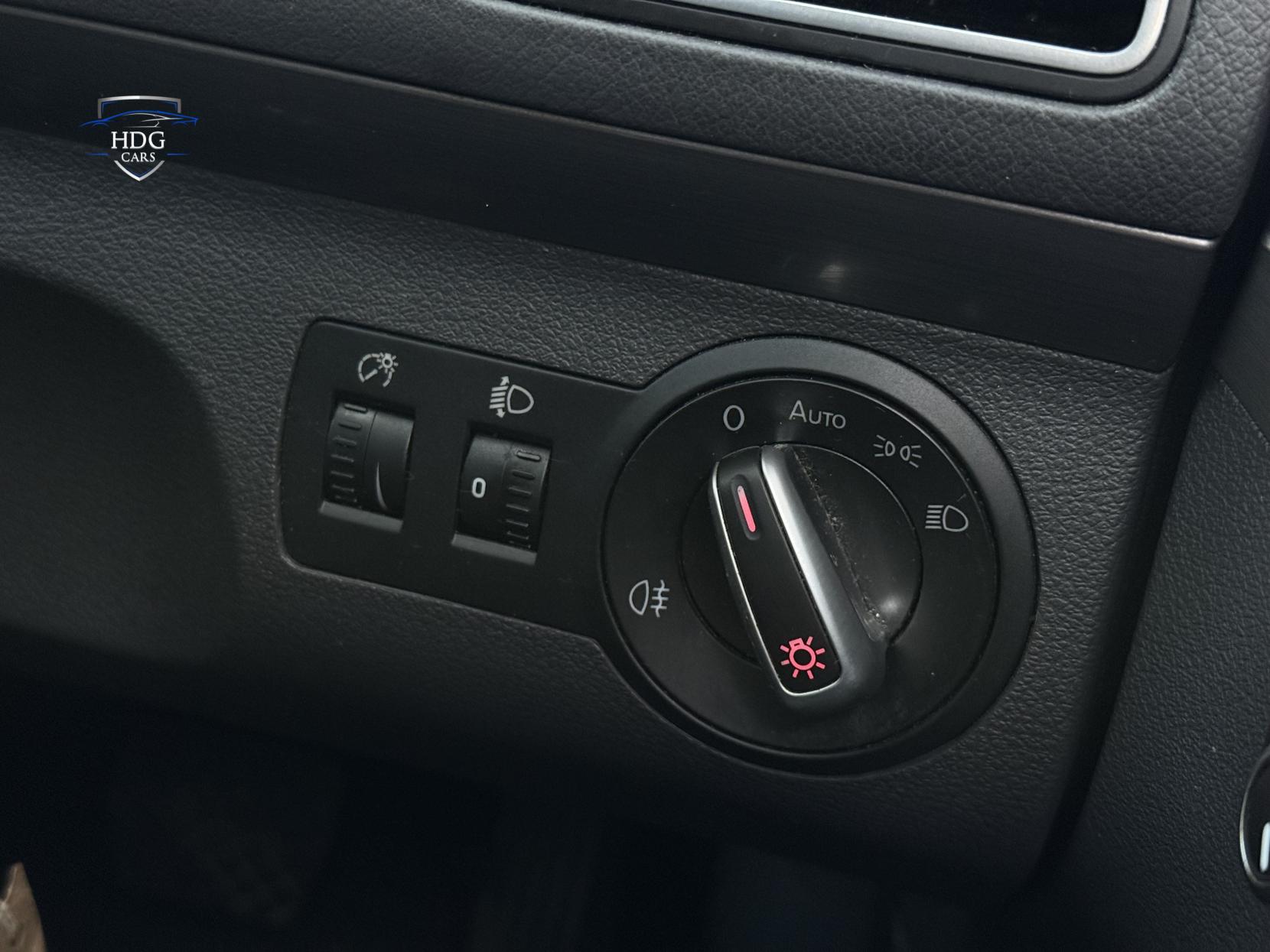 Volkswagen Touran 1.4 TSI SE MPV 5dr Petrol DSG Euro 5 (140 ps)