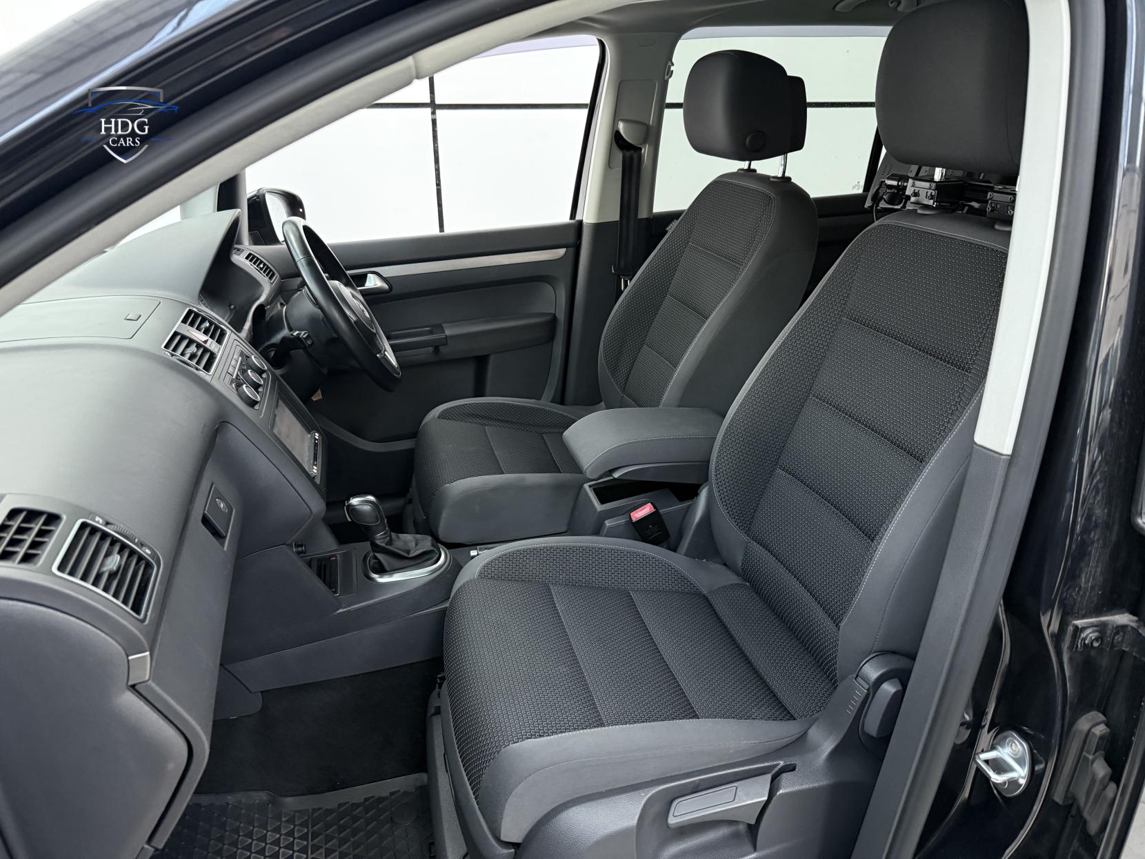 Volkswagen Touran 1.4 TSI SE MPV 5dr Petrol DSG Euro 5 (140 ps)