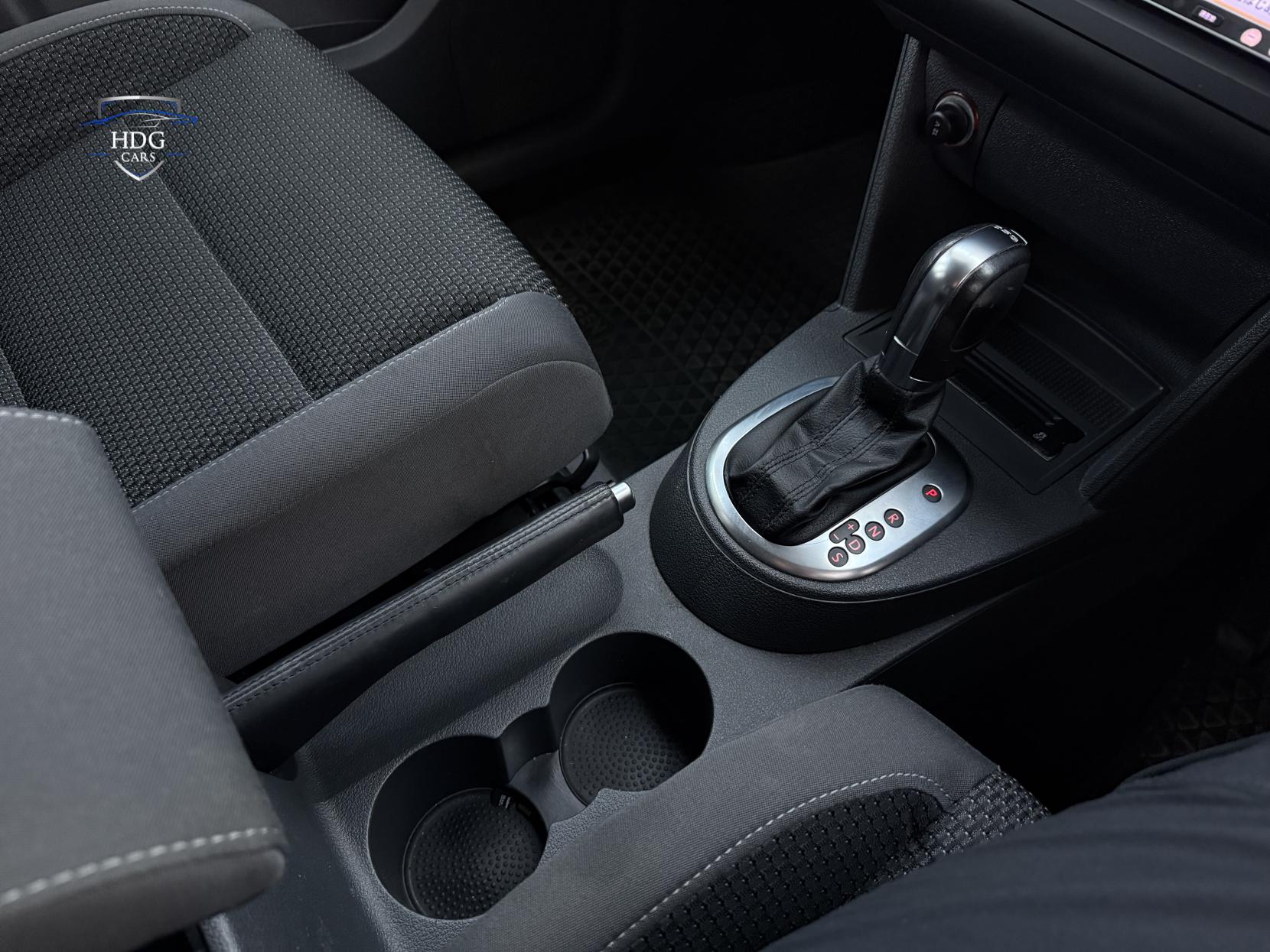 Volkswagen Touran 1.4 TSI SE MPV 5dr Petrol DSG Euro 5 (140 ps)