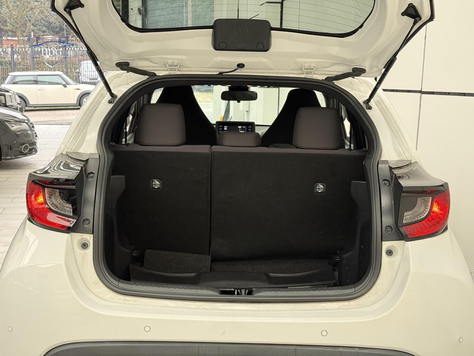 Toyota Yaris 1.5 VVT-h Excel Hatchback 5dr Petrol Hybrid E-CVT Euro 6 (s/s) (116 ps)