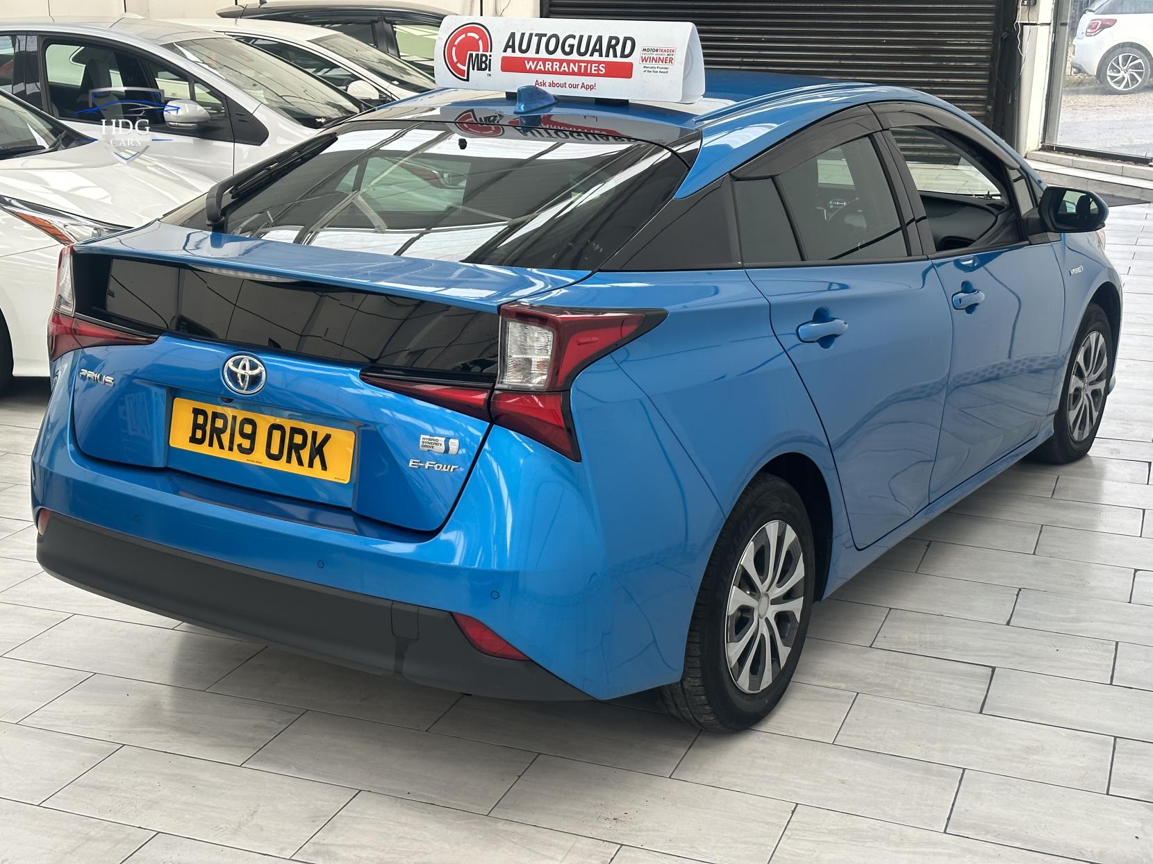 Toyota Prius 1.8 VVT-h Business Edition Hatchback 5dr Petrol Hybrid CVT Euro 6 (s/s) (122 ps)