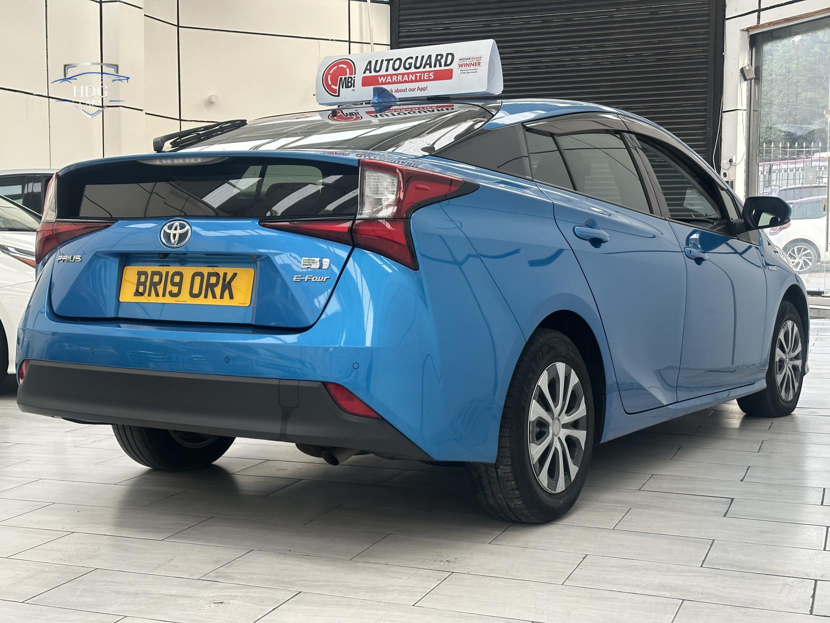 Toyota Prius 1.8 VVT-h Business Edition Hatchback 5dr Petrol Hybrid CVT Euro 6 (s/s) (122 ps)