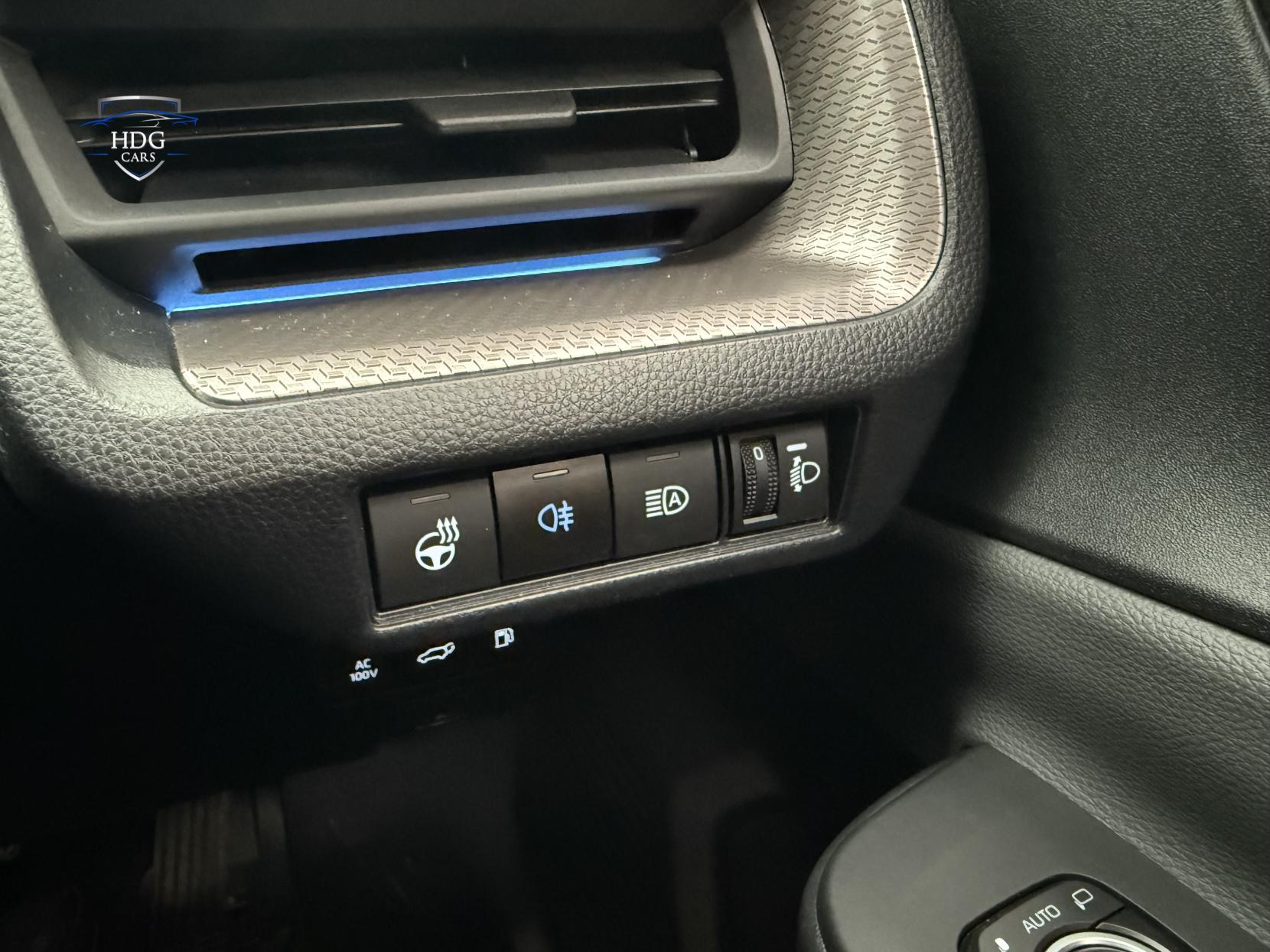 Toyota Prius 2.0 Excel Hatchback 5dr Petrol Hybrid CVT Euro 6 (s/s) (223 ps)