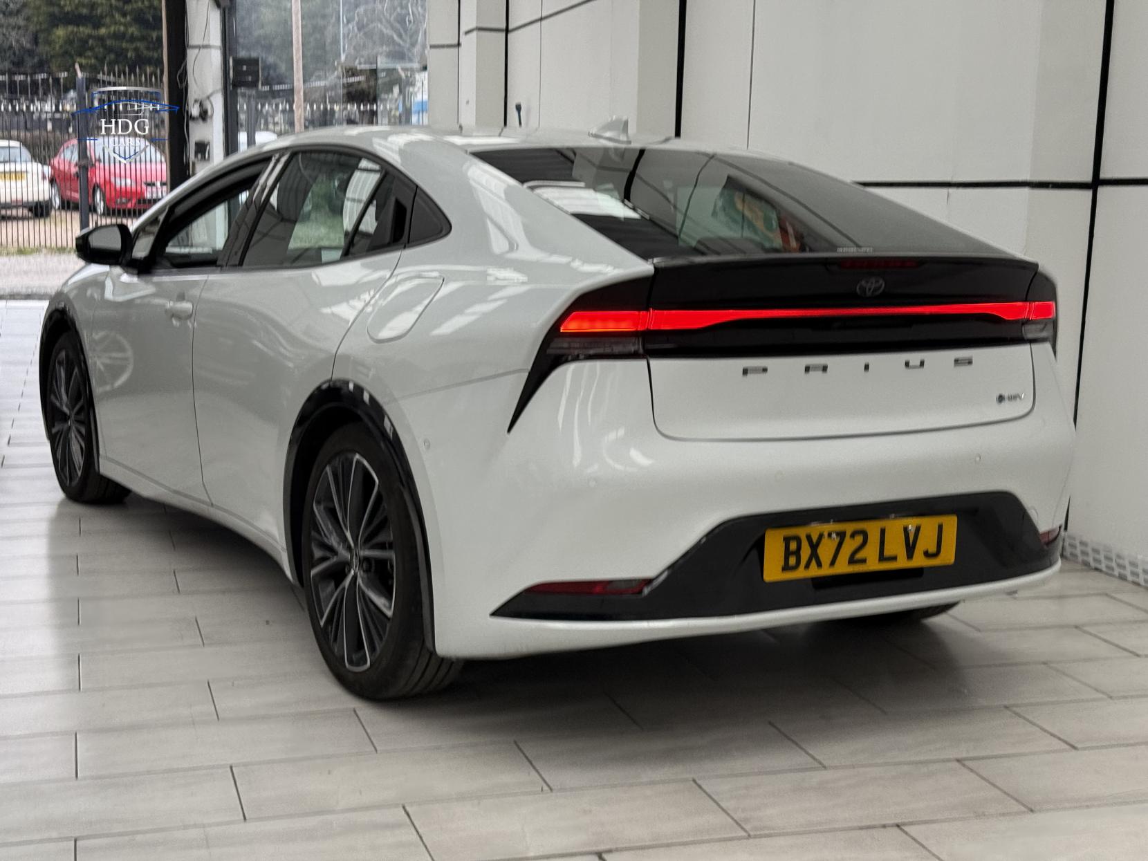 Toyota Prius 2.0 Excel Hatchback 5dr Petrol Hybrid CVT Euro 6 (s/s) (223 ps)