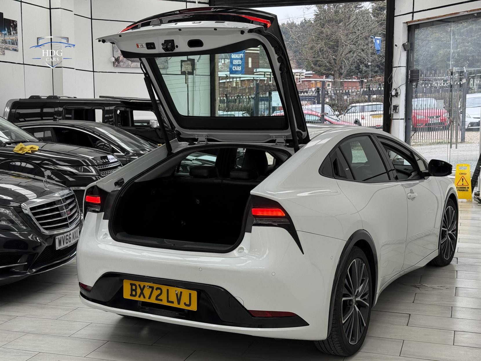 Toyota Prius 2.0 Excel Hatchback 5dr Petrol Hybrid CVT Euro 6 (s/s) (223 ps)