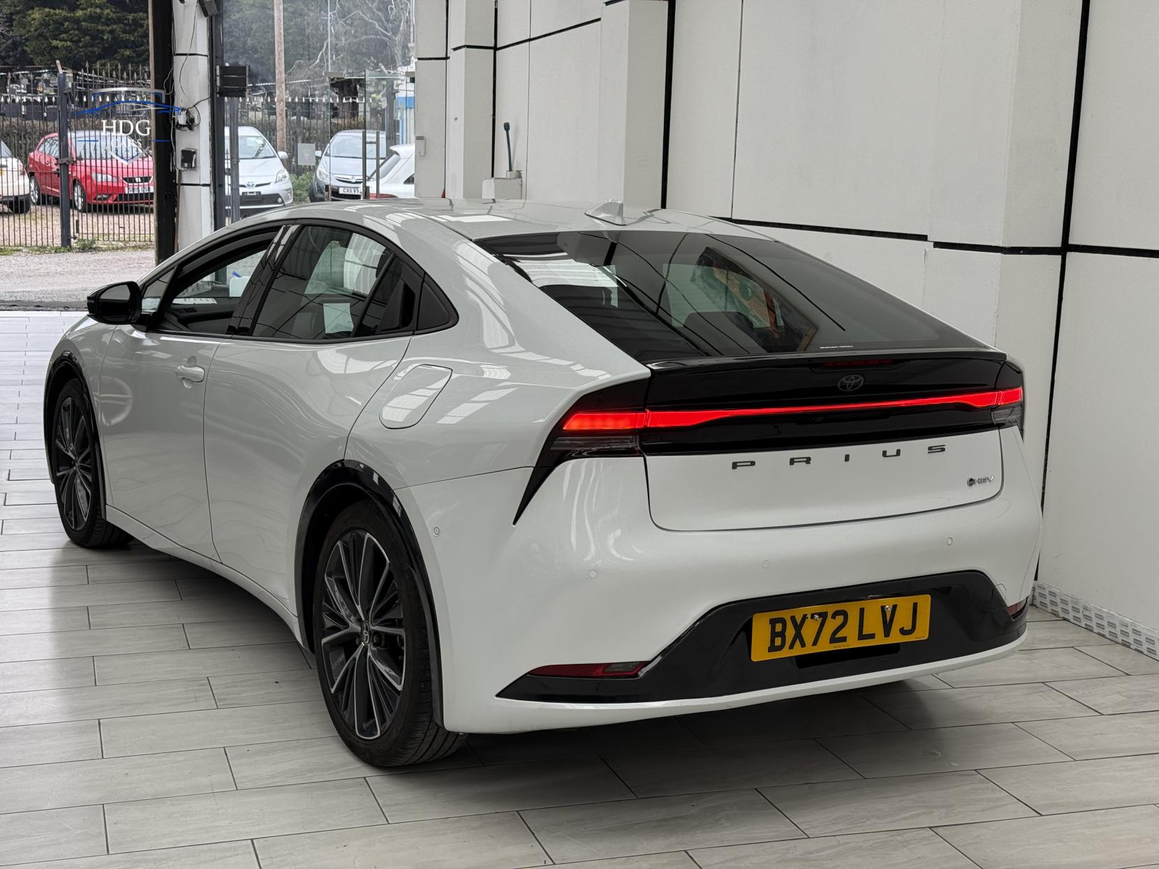 Toyota Prius 2.0 Excel Hatchback 5dr Petrol Hybrid CVT Euro 6 (s/s) (223 ps)