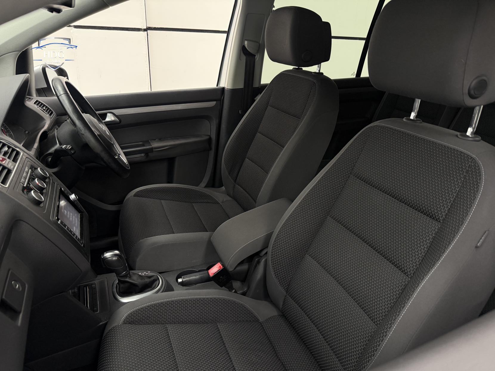 Volkswagen Touran 1.4 TSI SE MPV 5dr Petrol DSG Euro 5 (140 ps)