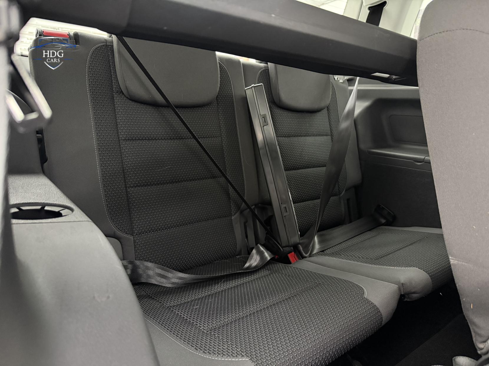 Volkswagen Touran 1.4 TSI SE MPV 5dr Petrol DSG Euro 5 (140 ps)