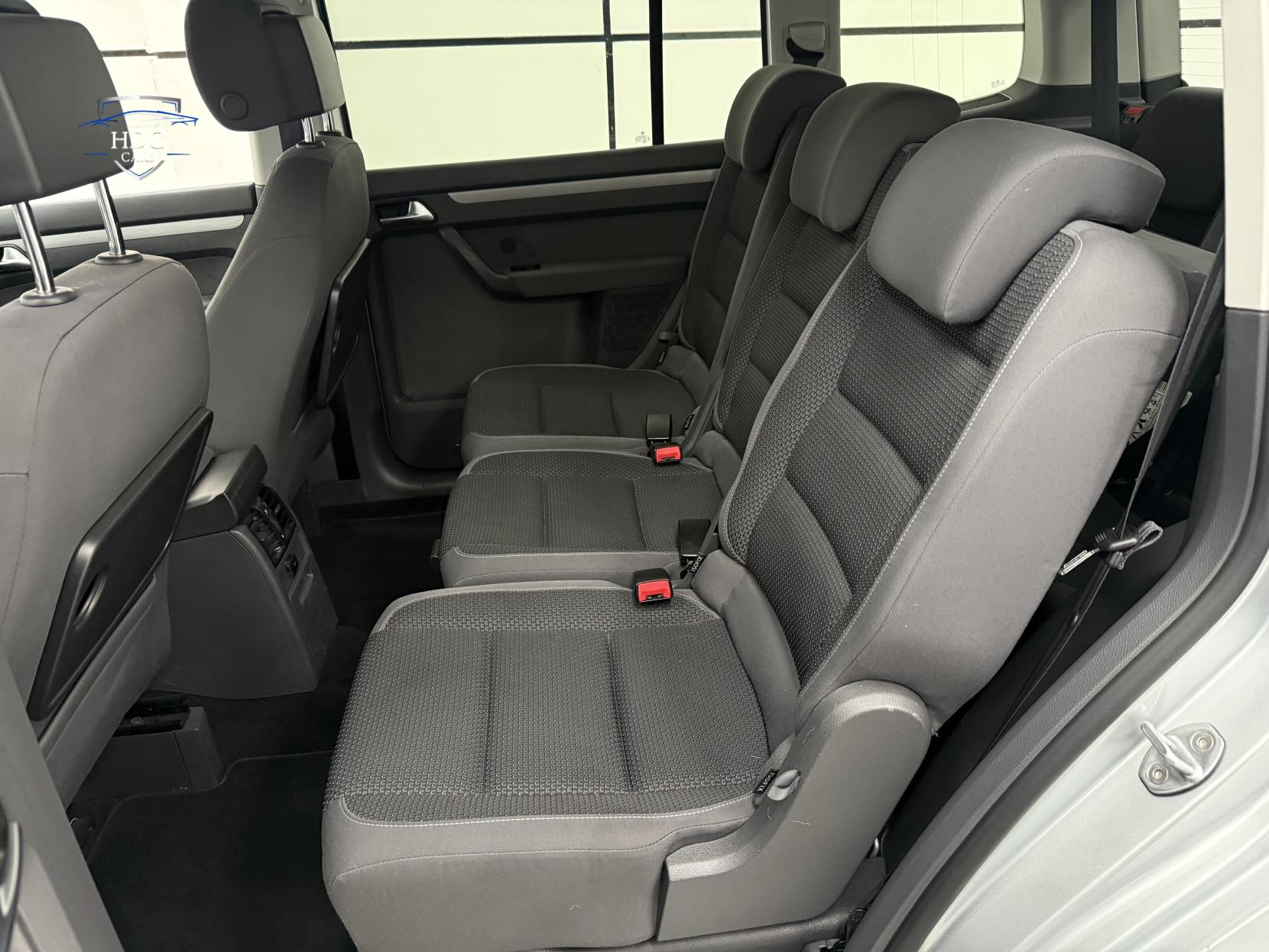 Volkswagen Touran 1.4 TSI SE MPV 5dr Petrol DSG Euro 5 (140 ps)