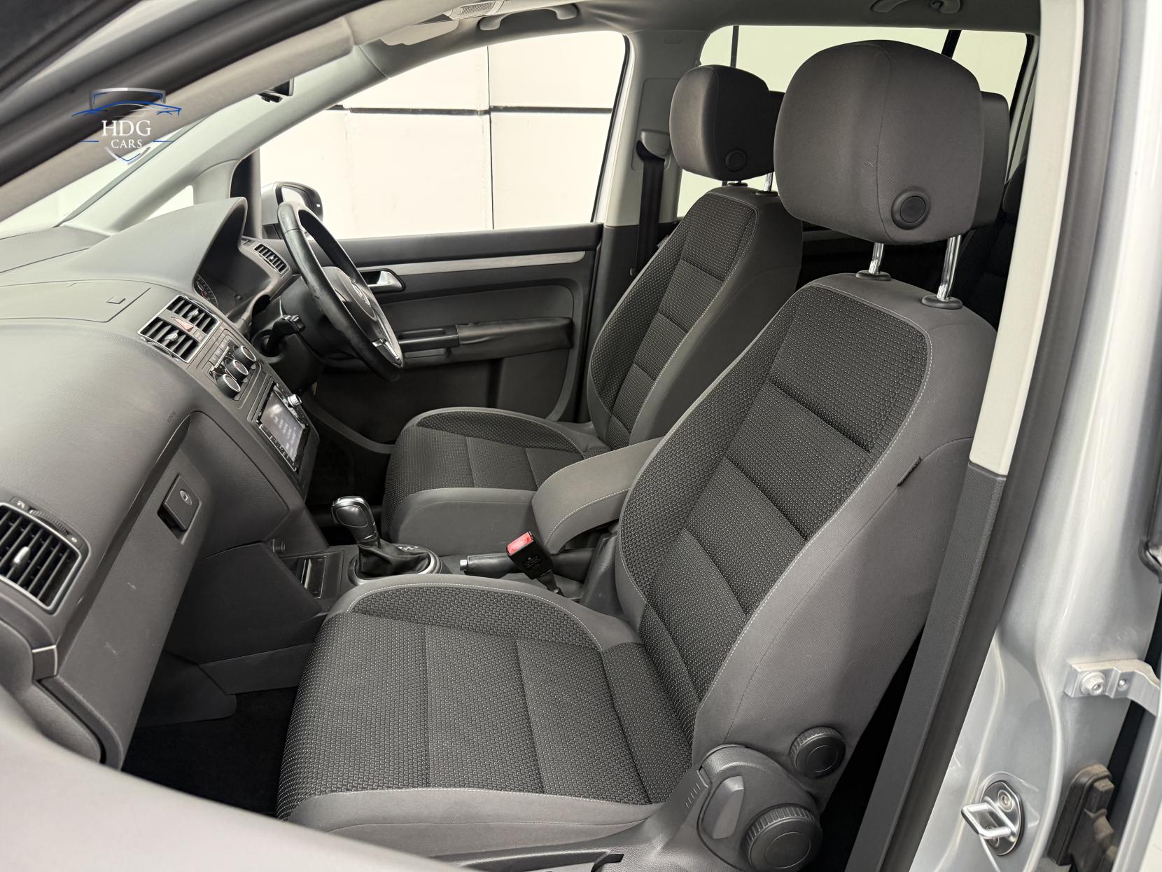 Volkswagen Touran 1.4 TSI SE MPV 5dr Petrol DSG Euro 5 (140 ps)