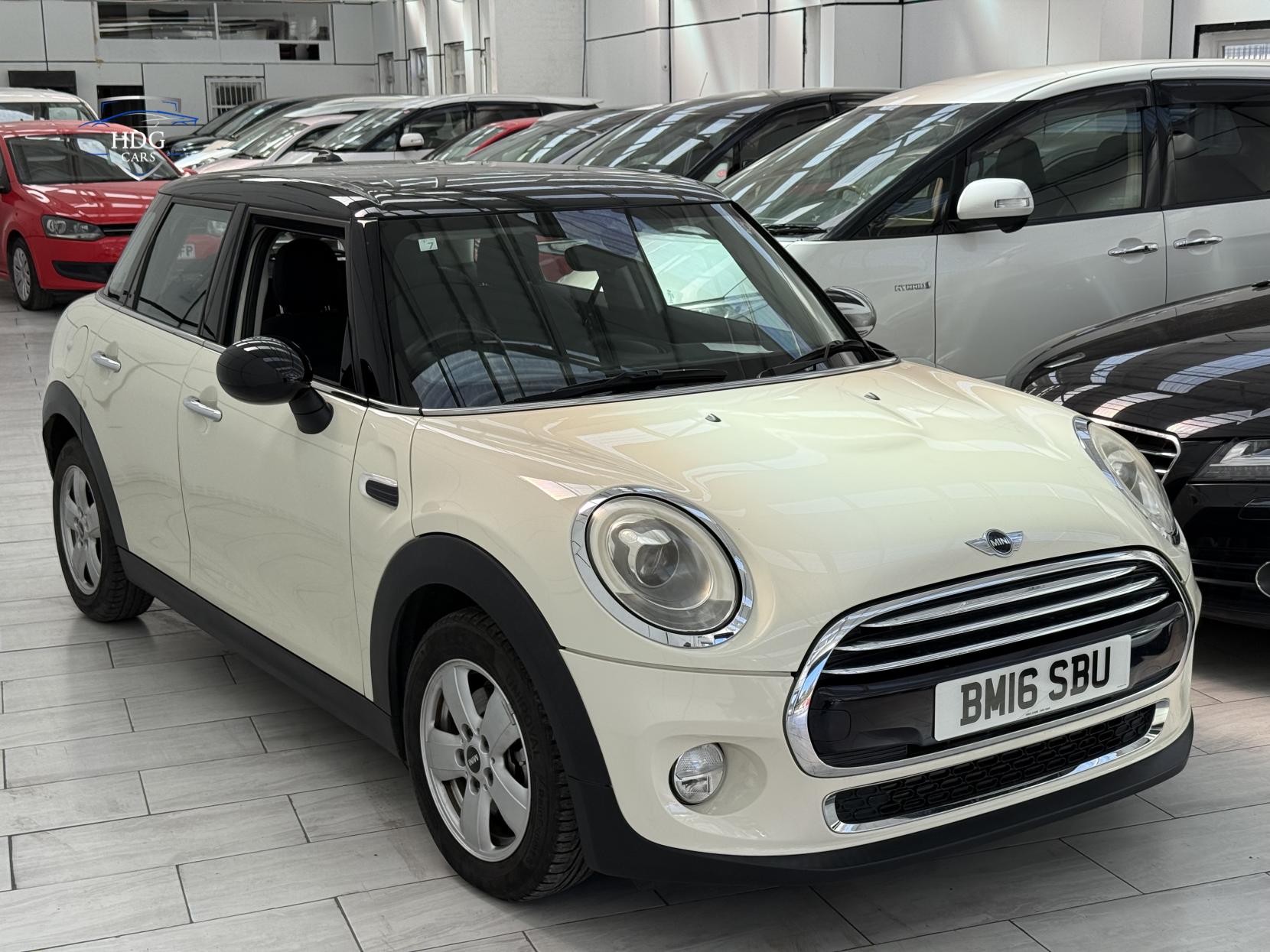 MINI Hatch 1.5 Cooper D Hatchback 5dr Diesel Steptronic Euro 6 (s/s) (116 ps)