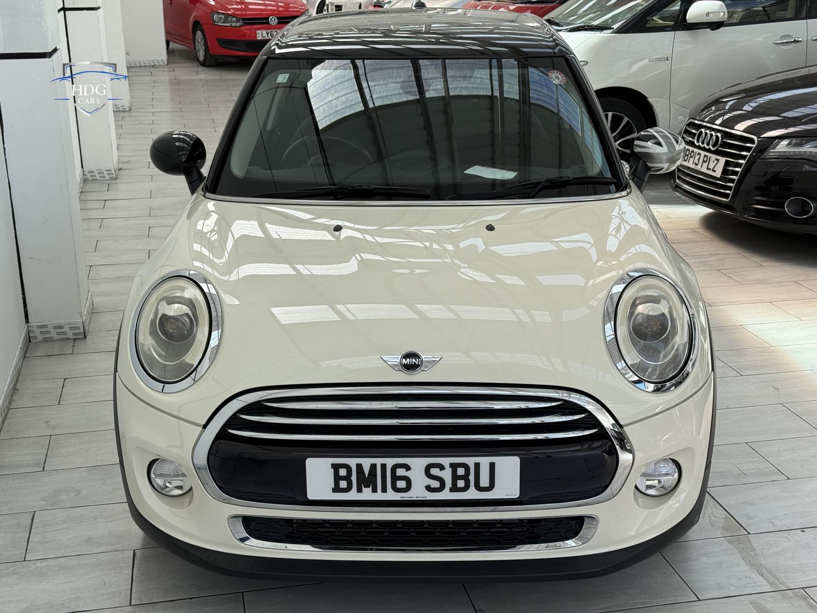 MINI Hatch 1.5 Cooper D Hatchback 5dr Diesel Steptronic Euro 6 (s/s) (116 ps)