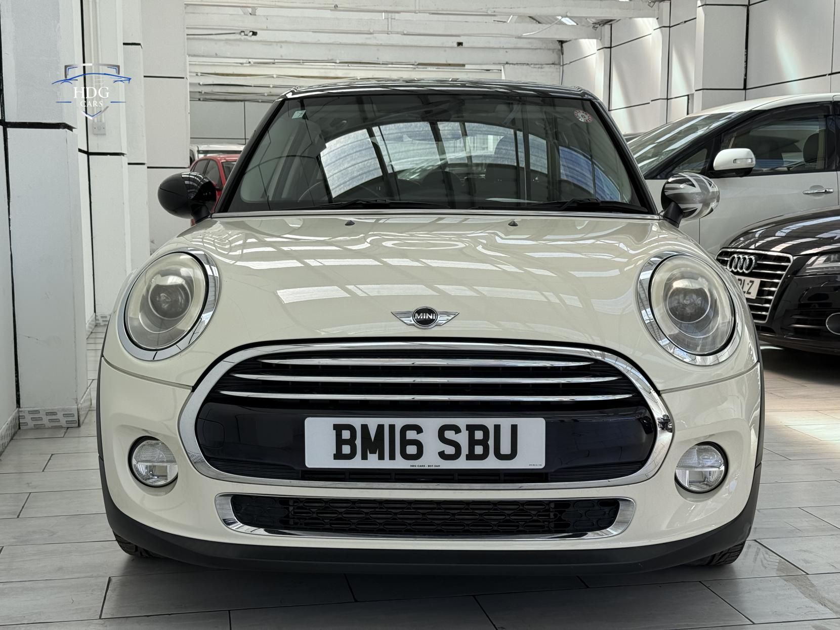 MINI Hatch 1.5 Cooper D Hatchback 5dr Diesel Steptronic Euro 6 (s/s) (116 ps)