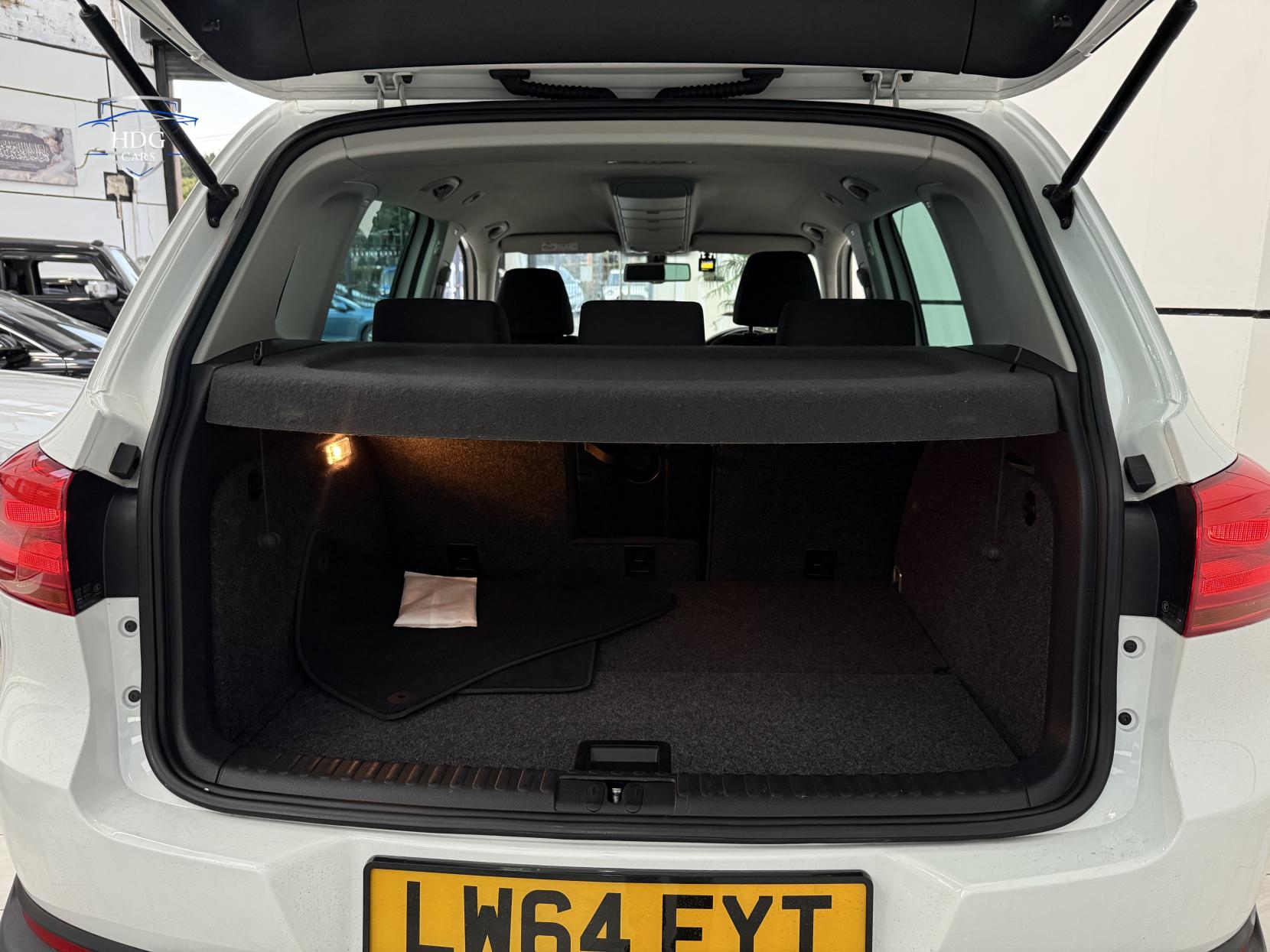 Volkswagen Tiguan 2.0 TSI Match SUV 5dr Petrol DSG 4WD Euro 5 (180 ps)