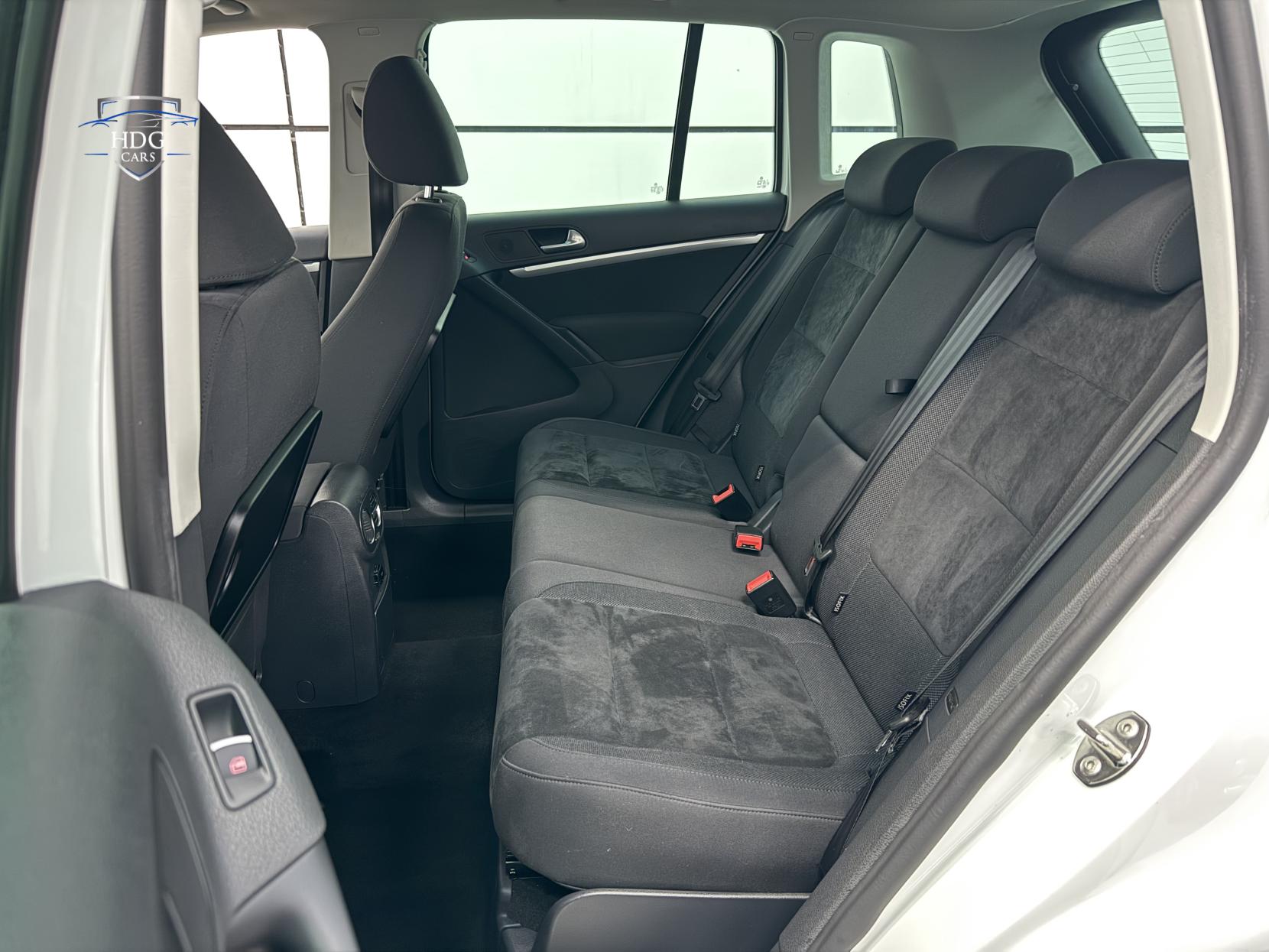 Volkswagen Tiguan 2.0 TSI Match SUV 5dr Petrol DSG 4WD Euro 5 (180 ps)