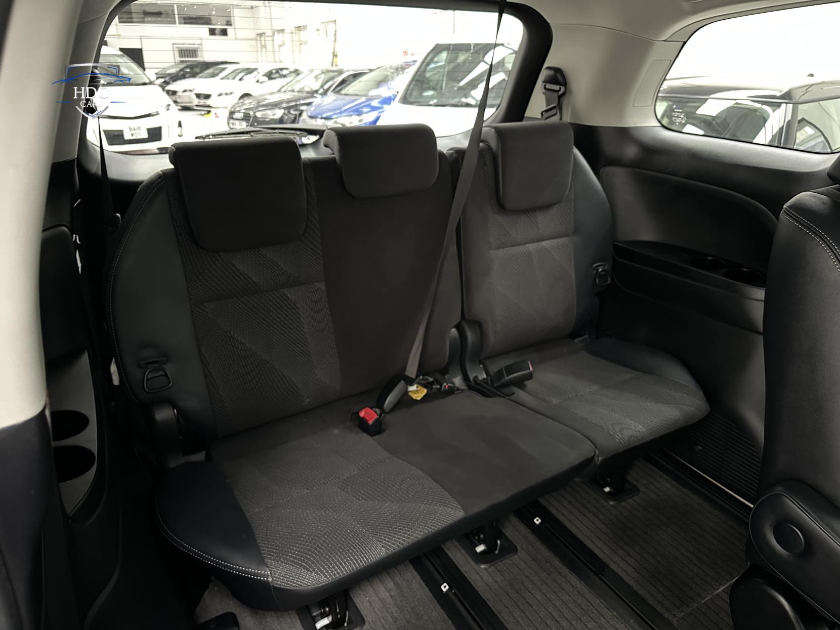 Toyota Estima Aeras G 2.4 G 2015