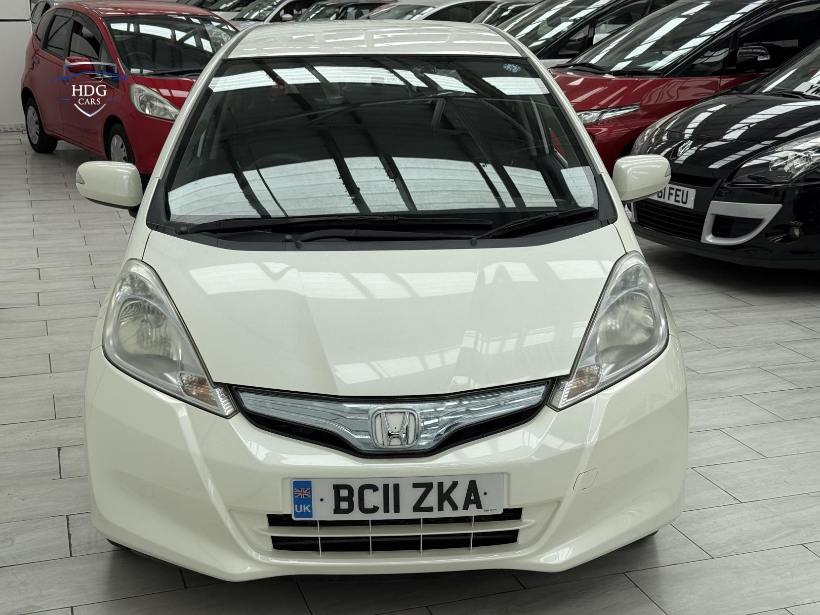 Honda Jazz 1.3h IMA HS-T Hatchback 5dr Petrol Hybrid CVT Euro 5 (102 ps)